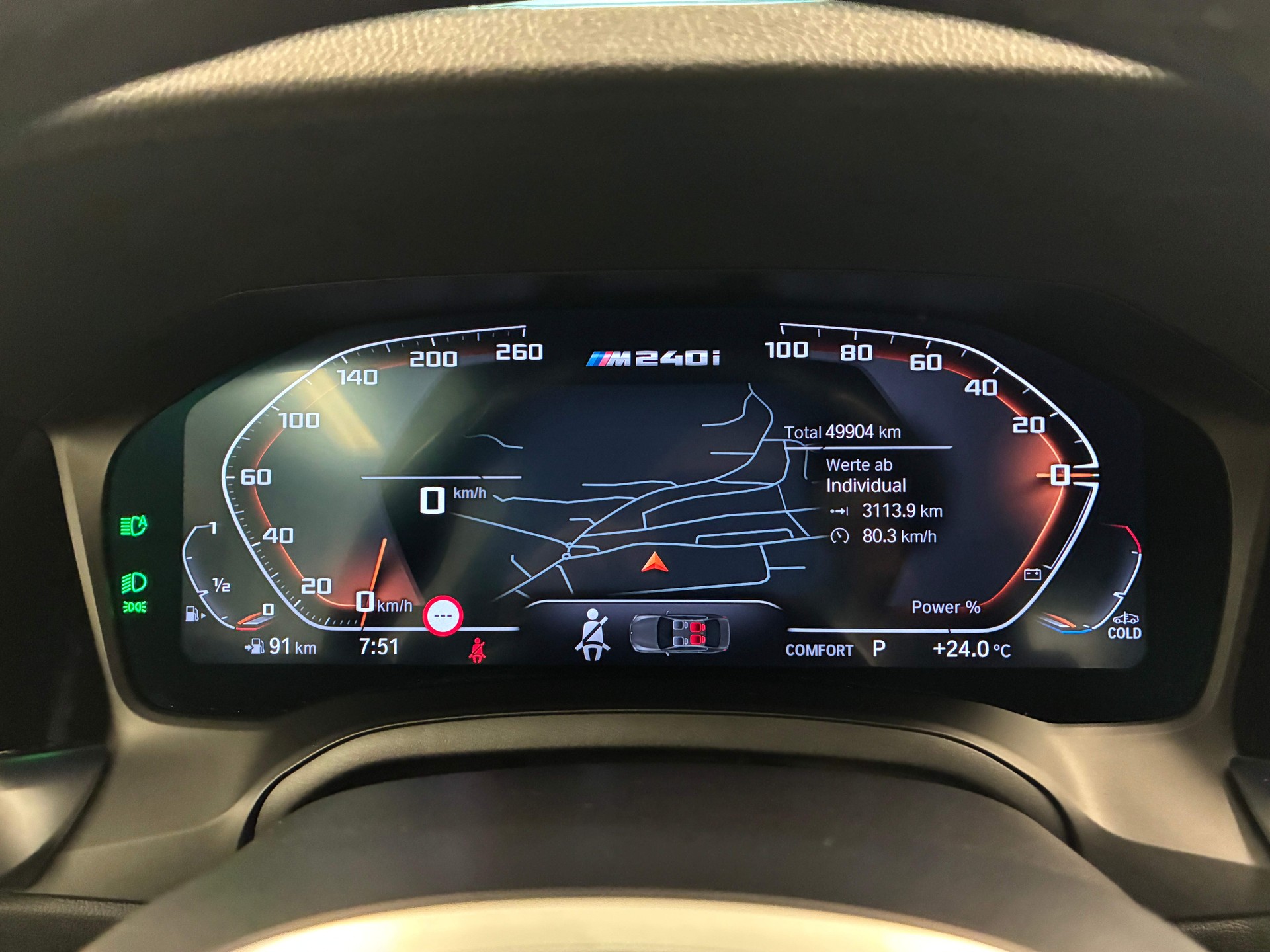 BMW M240i xDrive Coupé-image-11