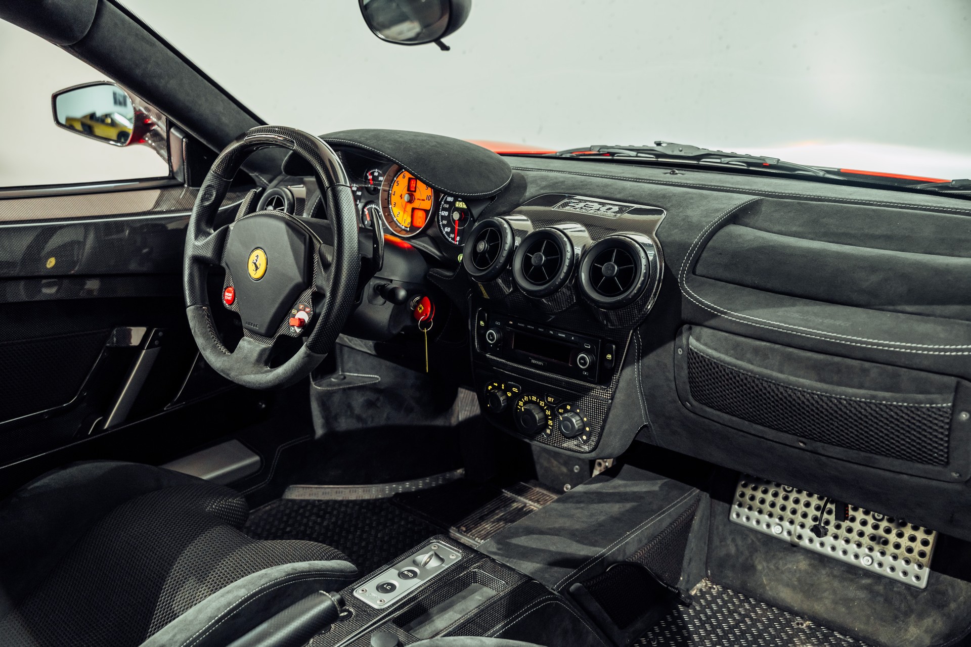 FERRARI F430 Scuderia-image-24