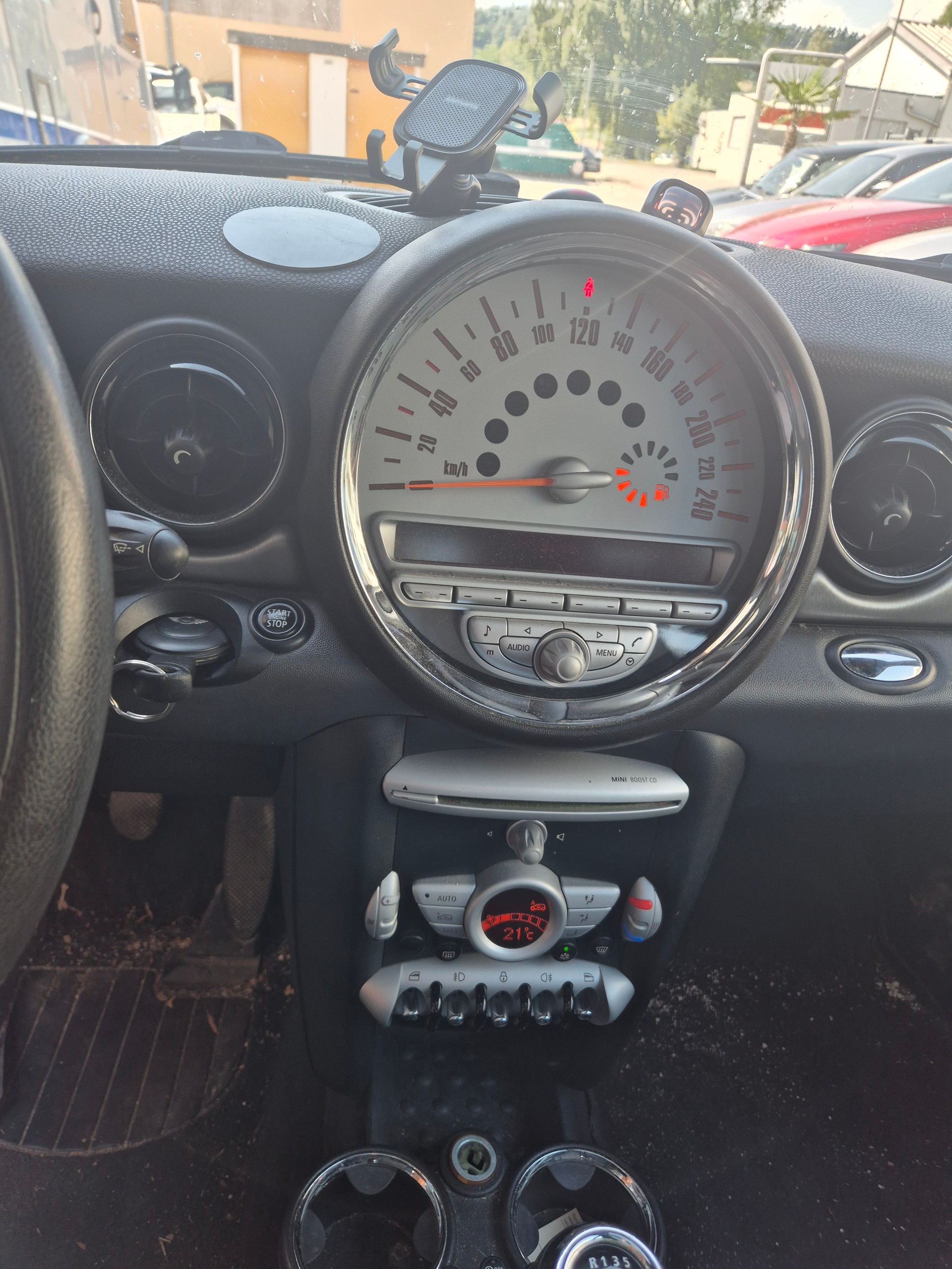 MINI Clubman Cooper-image-7