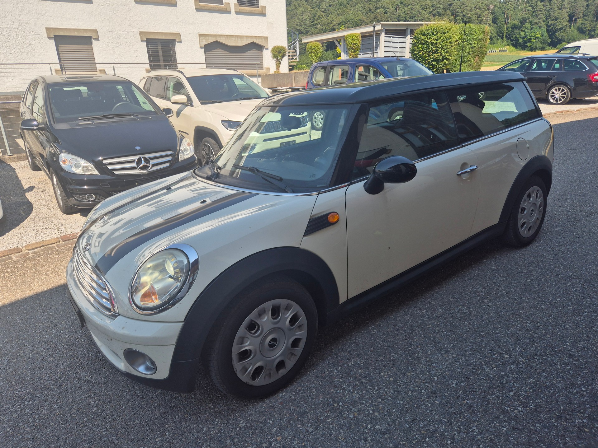 MINI Clubman Cooper-image-5