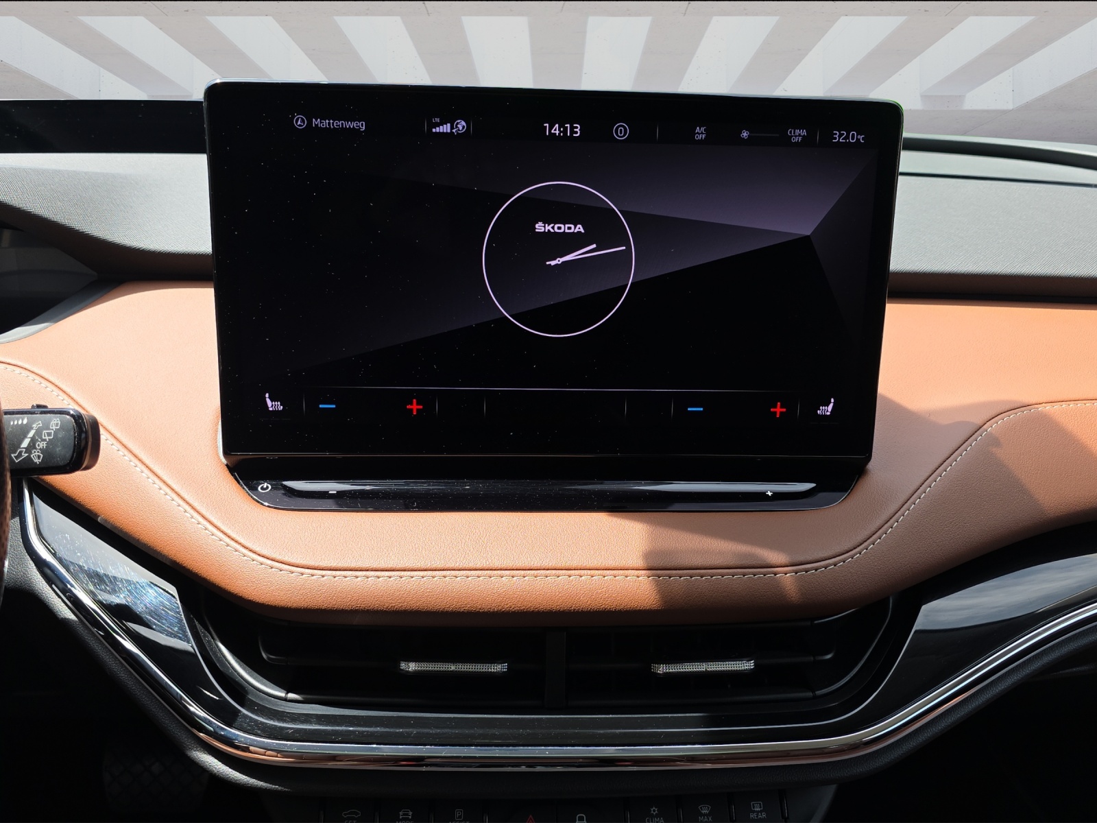 SKODA Enyaq iV 80x-image-7