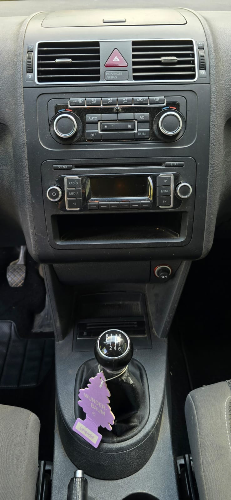 VW Touran 1.4 TSI Comfortline 7 PLACES-image-9