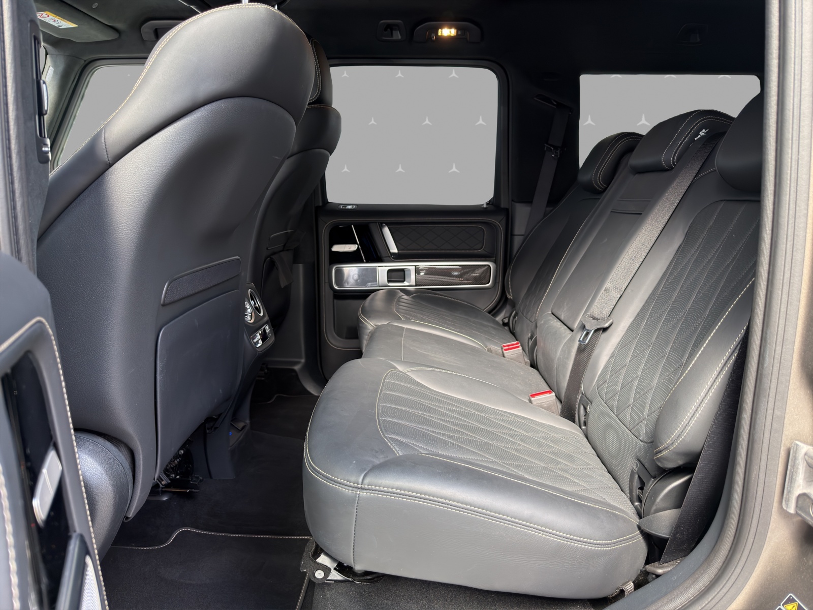 MERCEDES-BENZ G 63 AMG 9G-Tronic-image-13