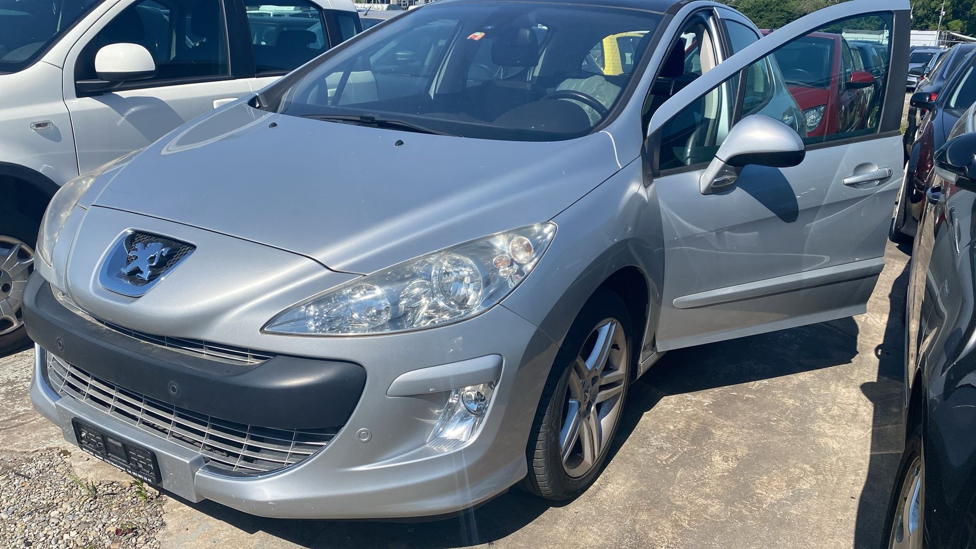 PEUGEOT 308 1.6 16V T Sport Pack Automatic-image-1