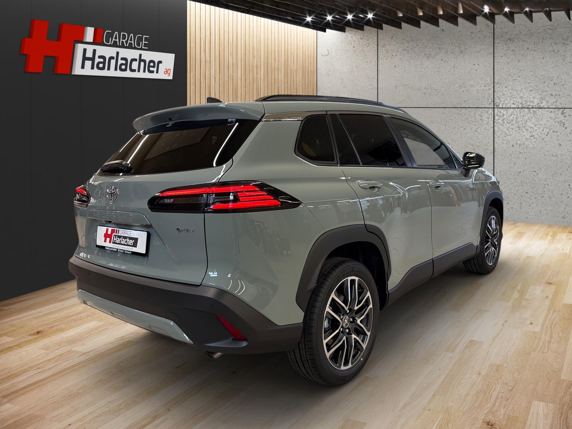 TOYOTA Corolla Cross 2.0 HSD Trend AWD-i-image-4