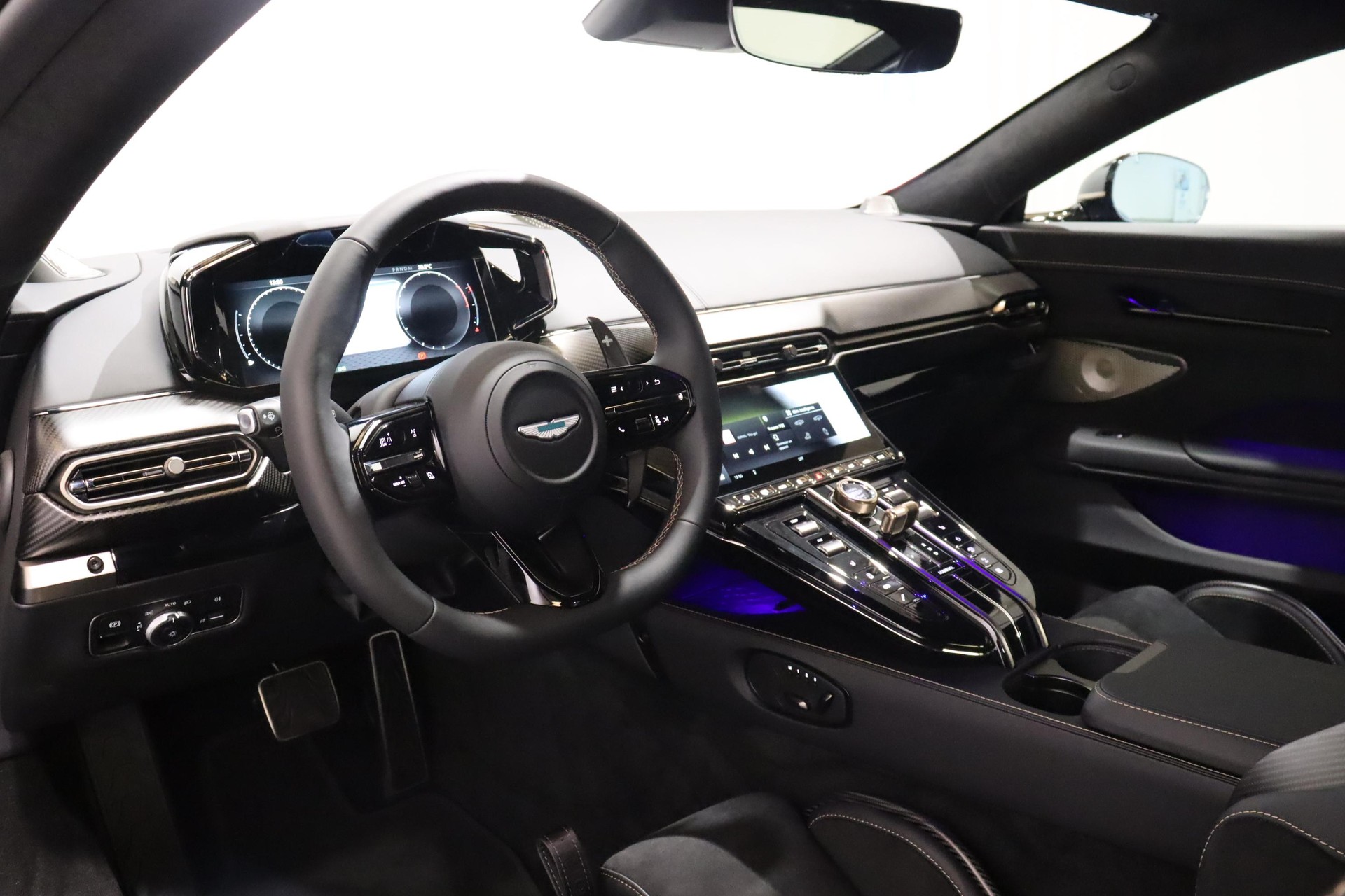 ASTON MARTIN V8 Vantage Coupé 4.0 S V8 Bi-Turbo-image-6