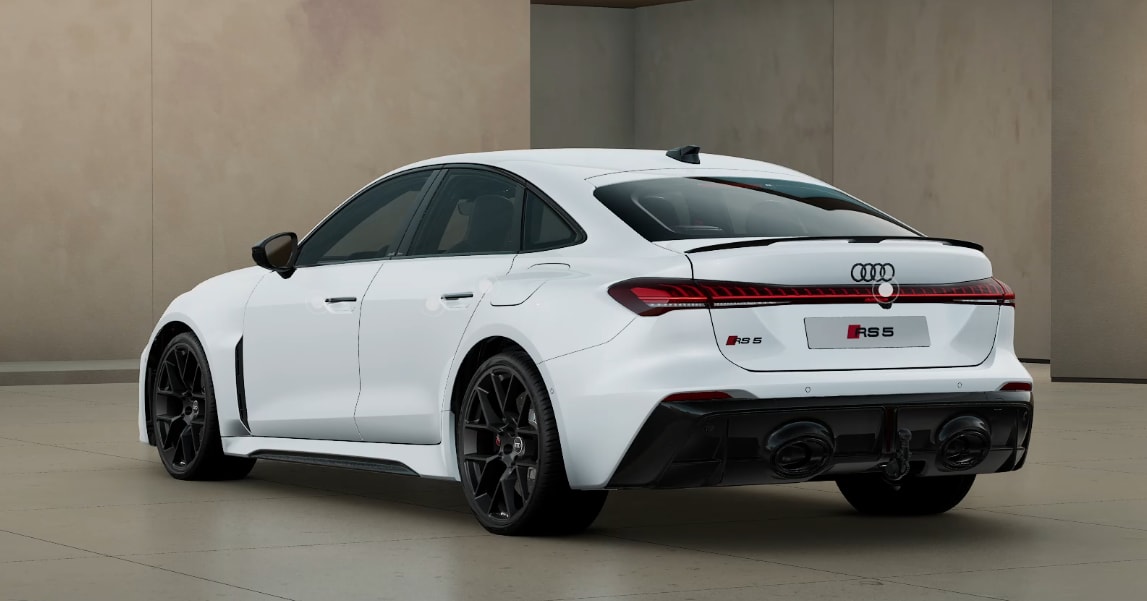 AUDI RS 5 Limousine TFSI 470 kW Tiptronic quattro-image-2