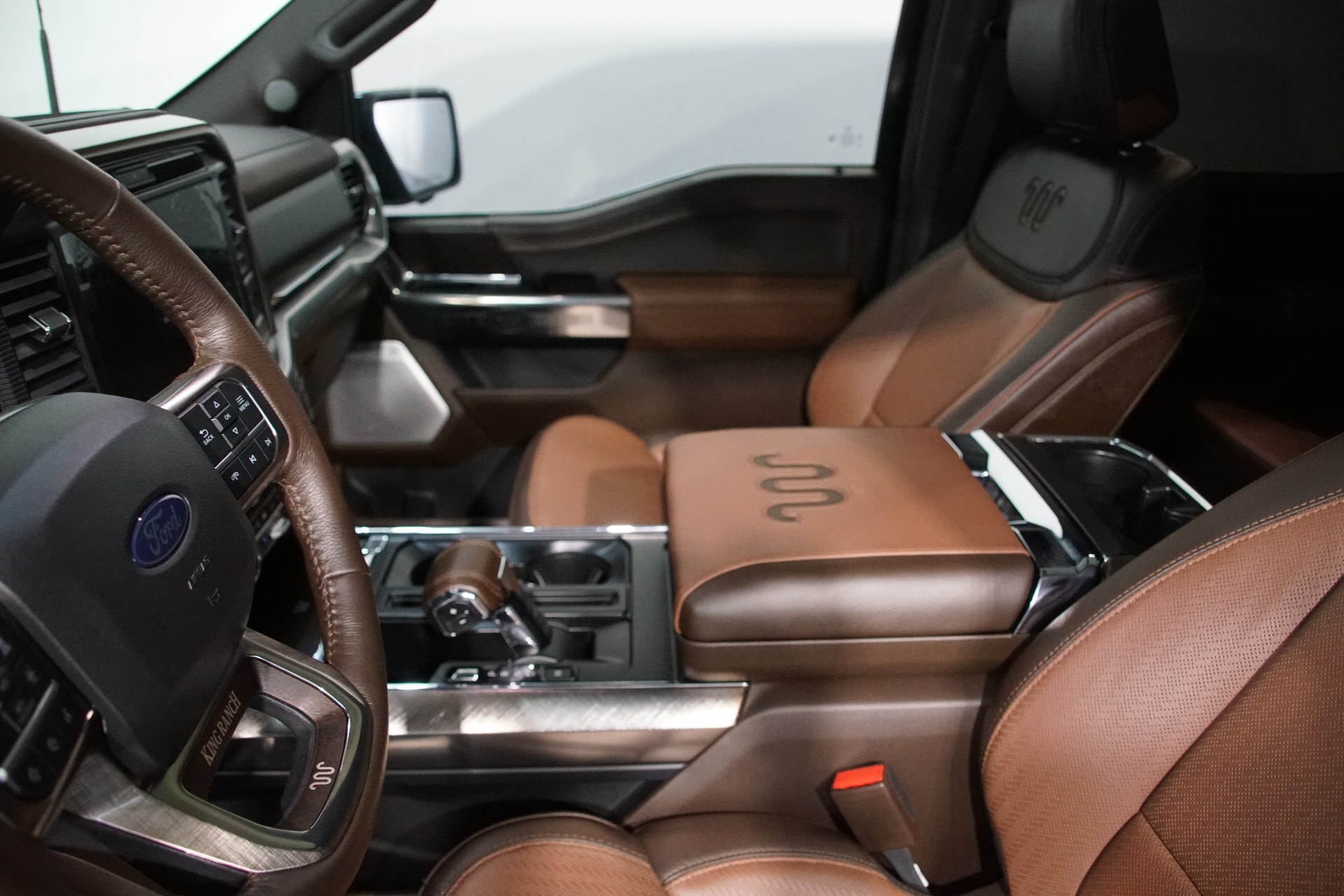 FORD F150 3.5L Powerboost V6 King Ranch-image-16