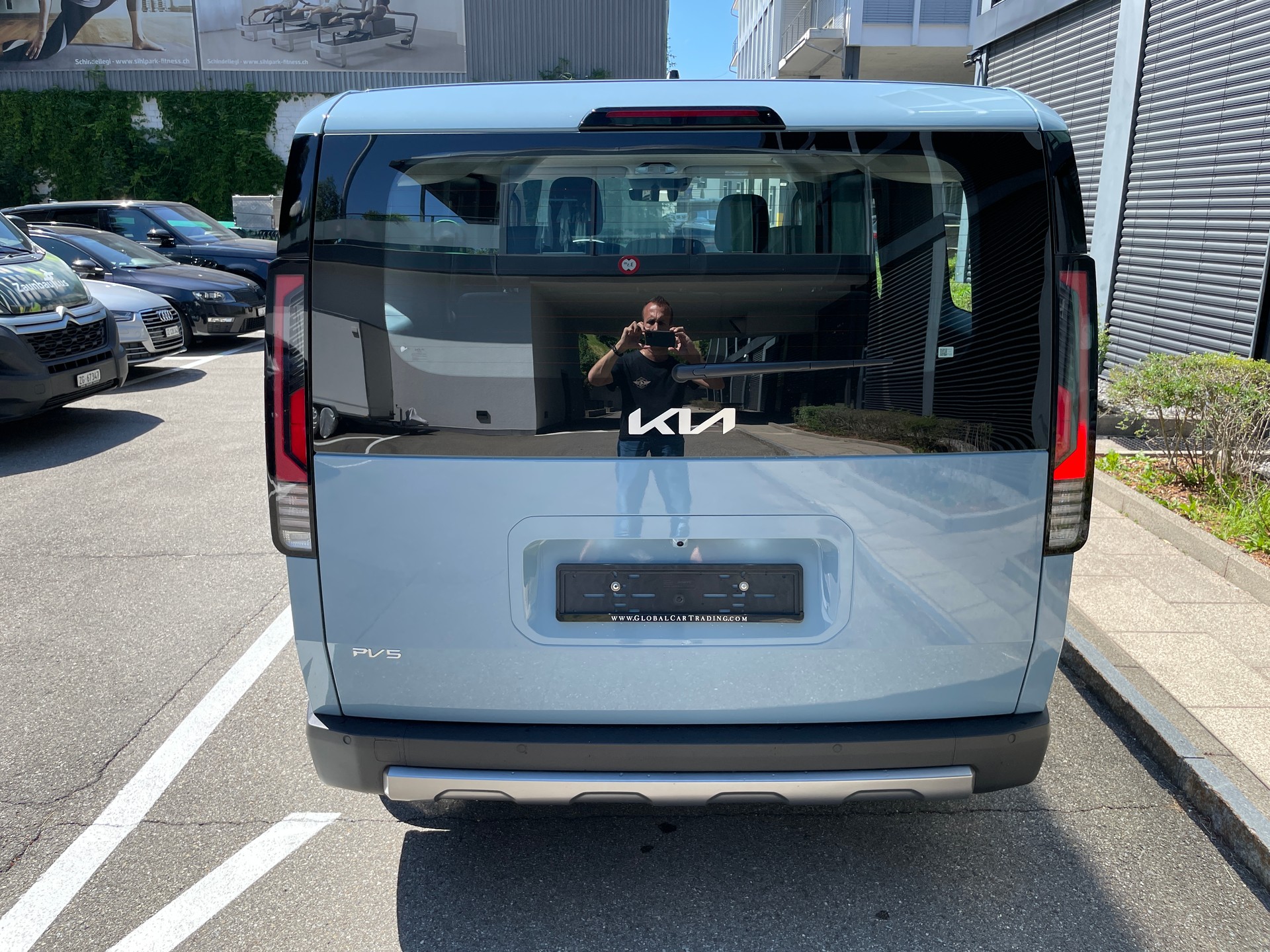 KIA PV5 71.2 kWh Plus mit Wärmepumpe-image-3