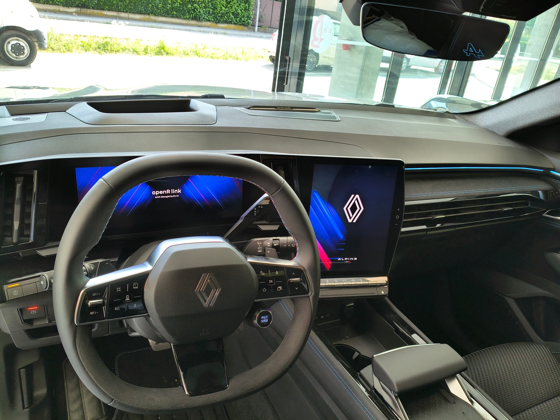 RENAULT Espace 1.2 E-Tech 200 Esprit Alpine 7-Sitze-image-6