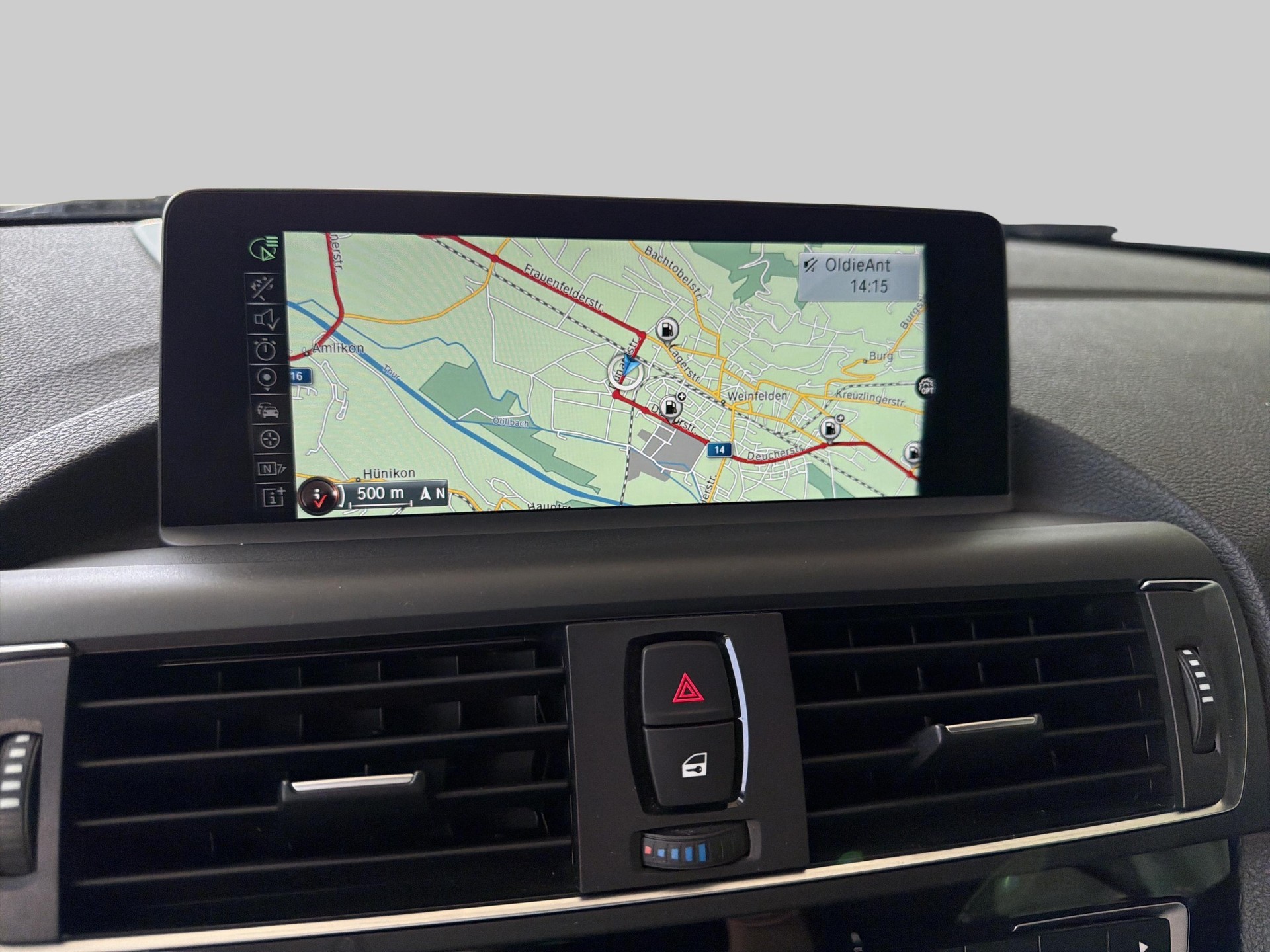 BMW M235i xDrive Cabrio-image-8