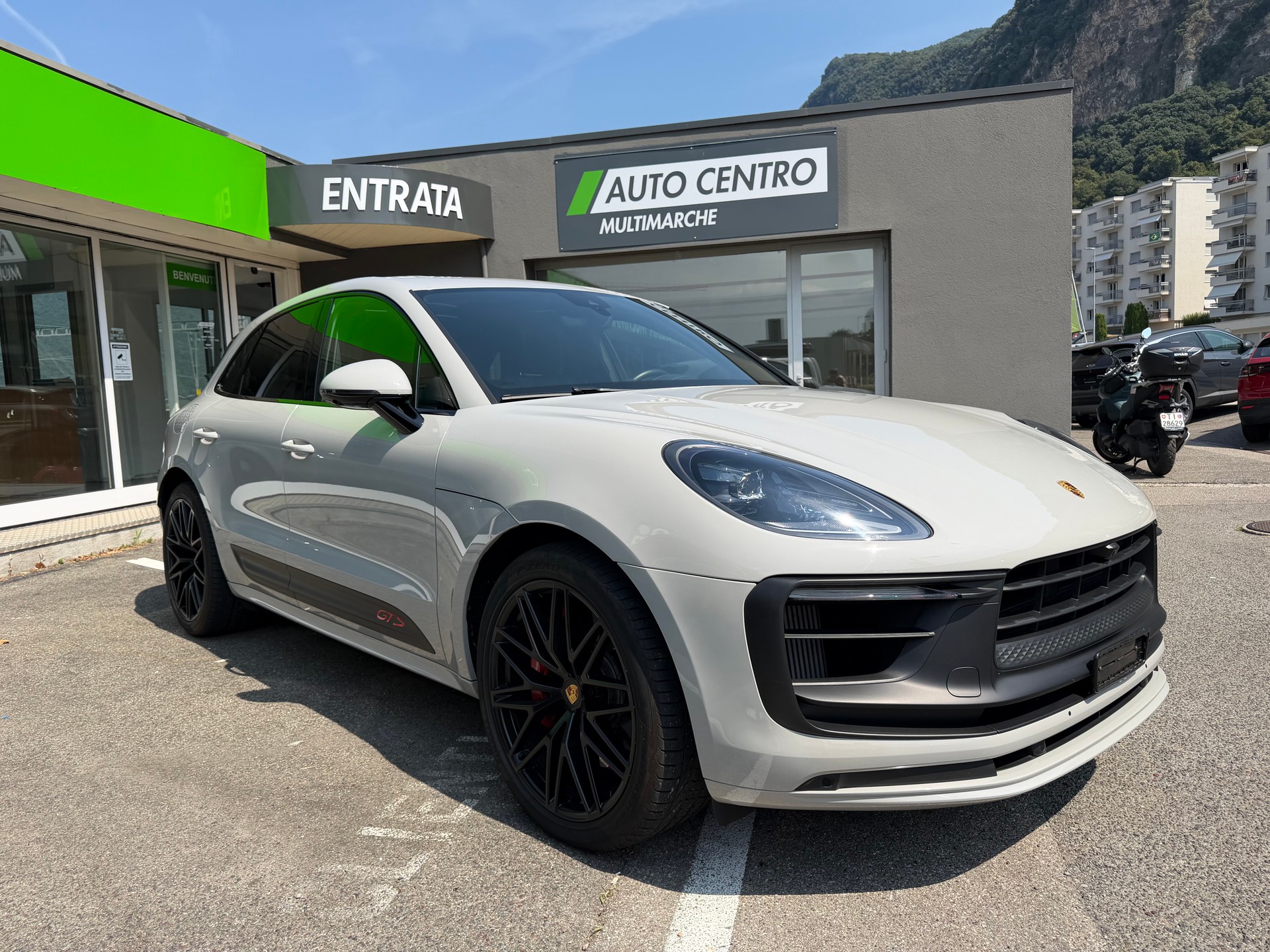 PORSCHE Macan GTS PDK-image-0