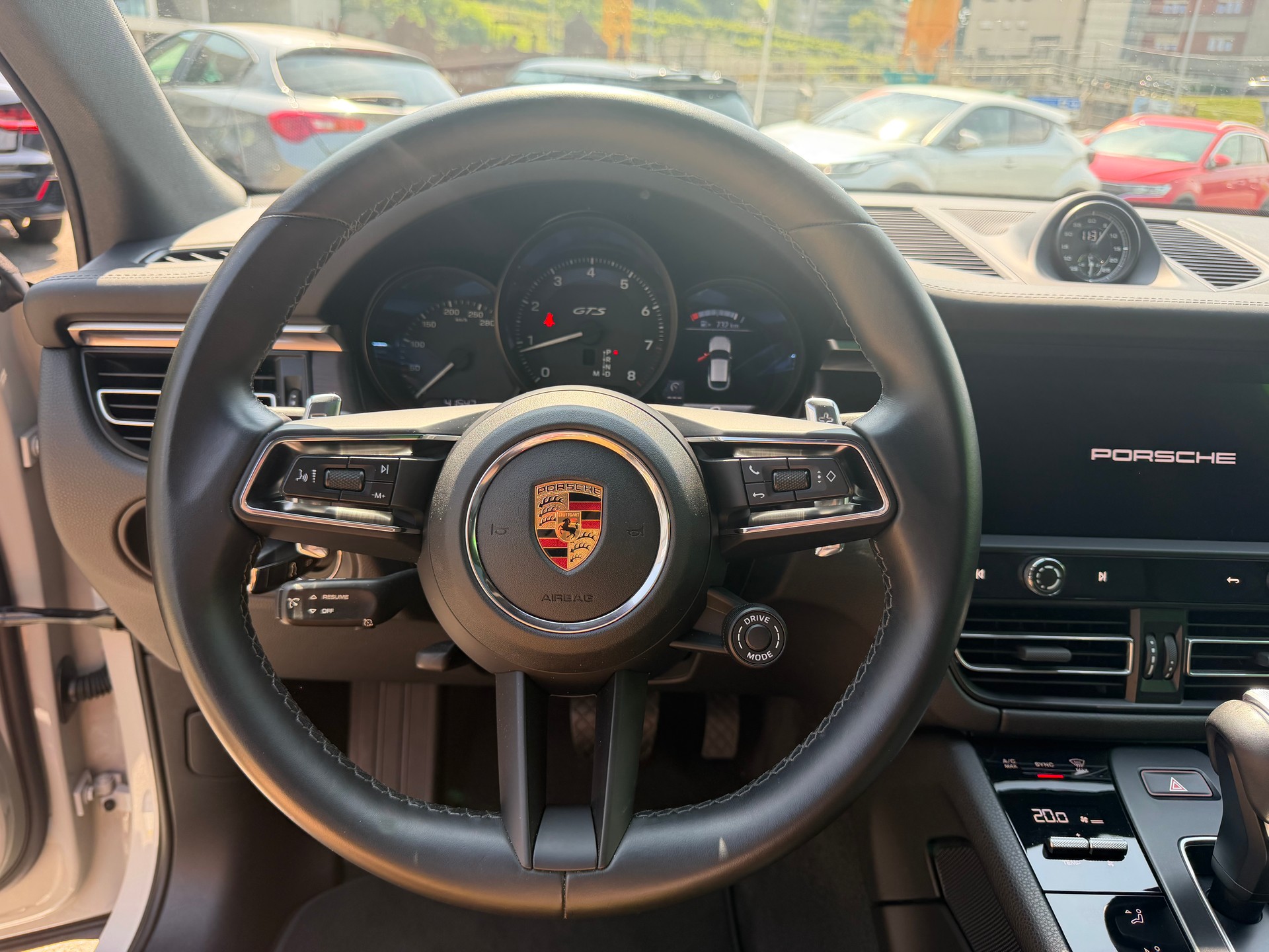 PORSCHE Macan GTS PDK-image-11