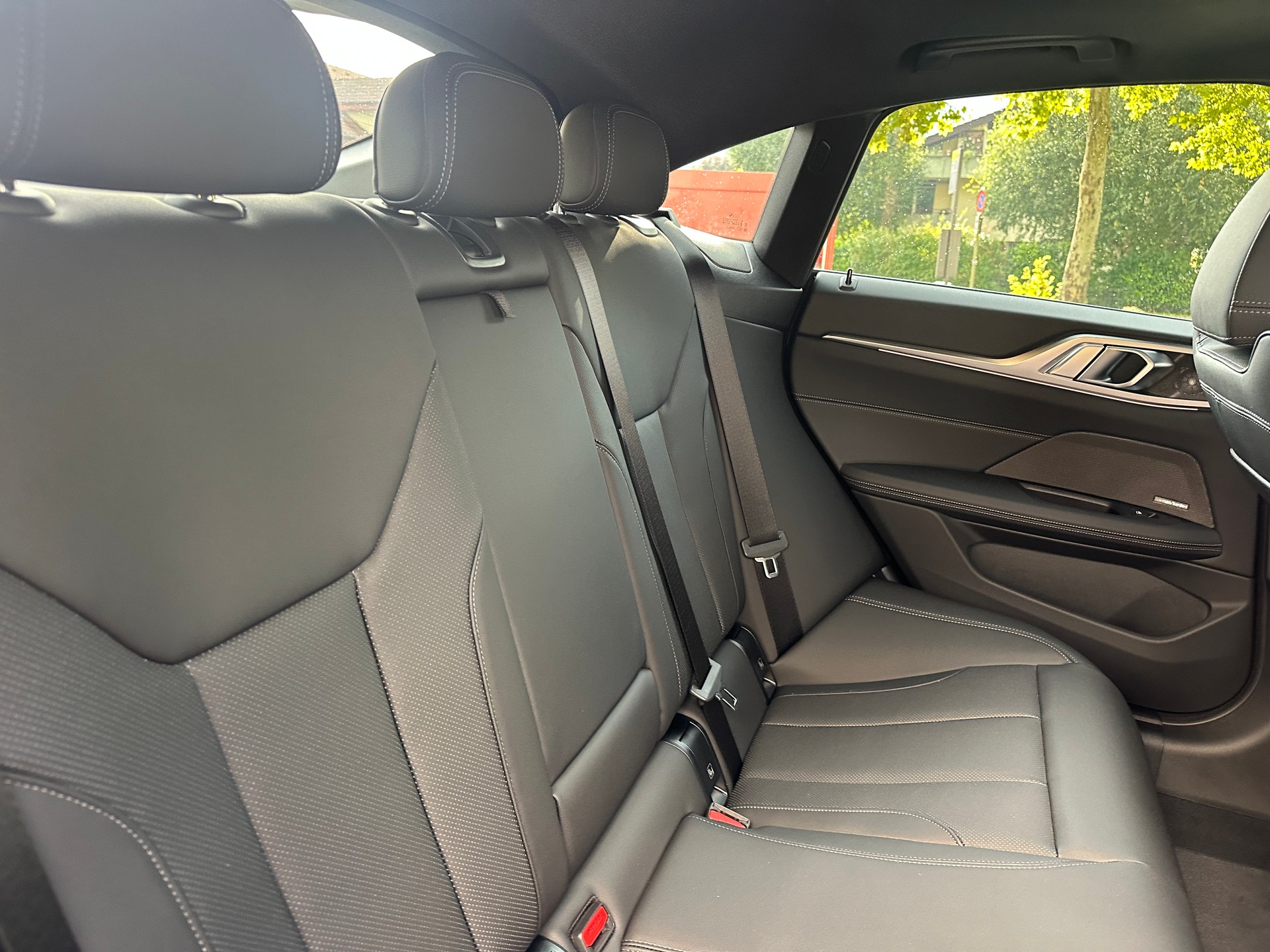 BMW 430d xDrive 48V Gran Coupé M Sport Steptronic-image-17
