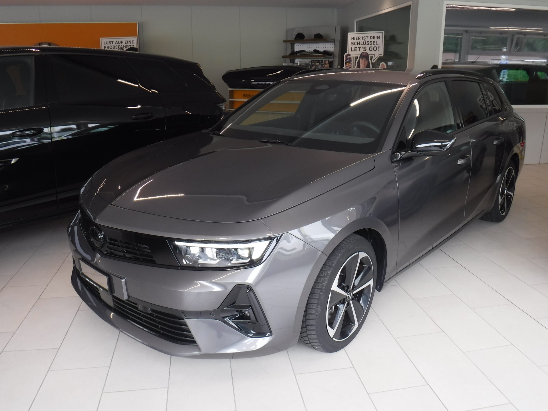 OPEL Astra Sports Tourer 1.6 PHEV Turbo GS A-image-0