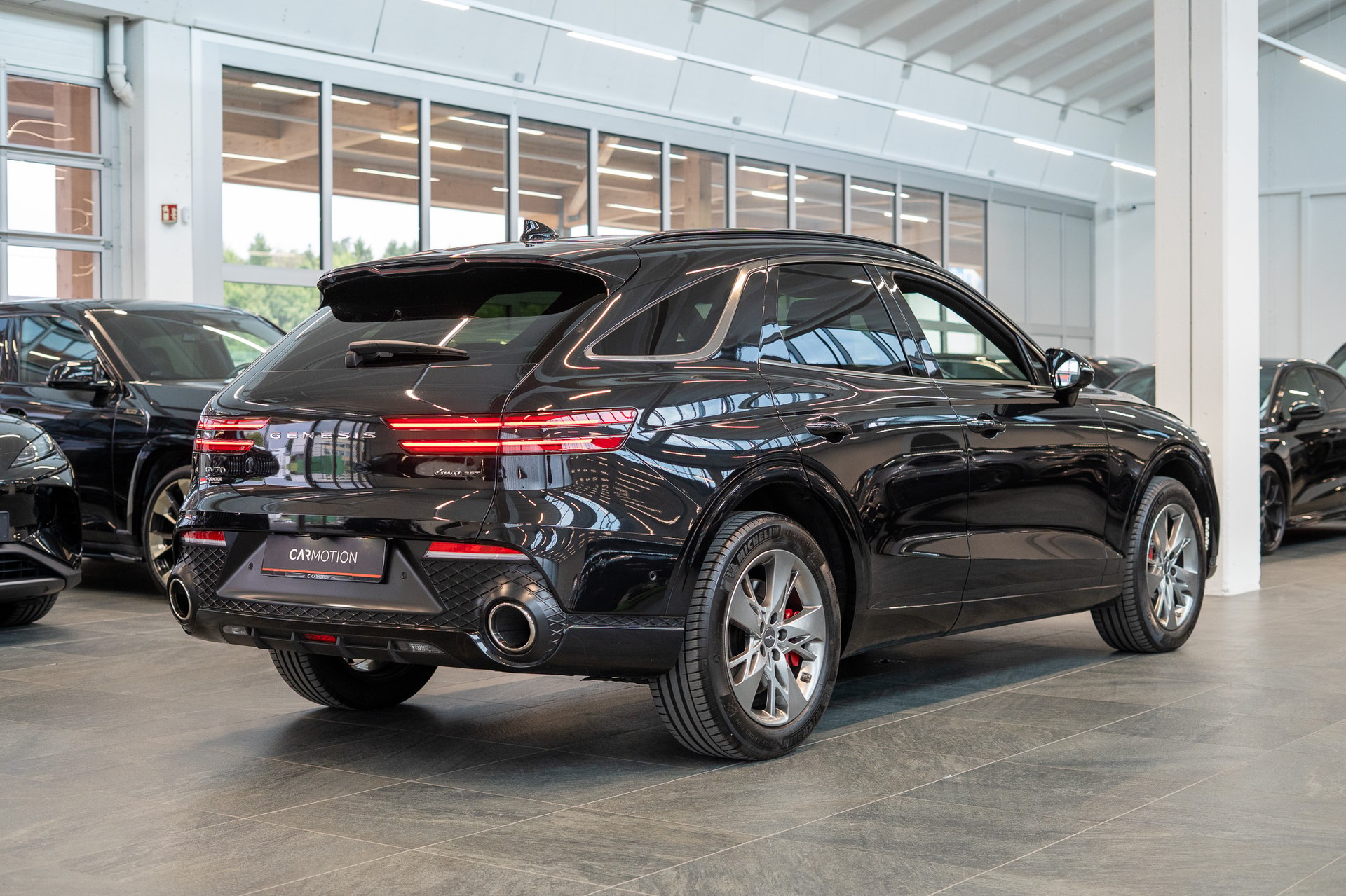GENESIS GV70 2.5T Sport / Panorama-Glasdach / Massagesitz / 360°Kamera-image-3