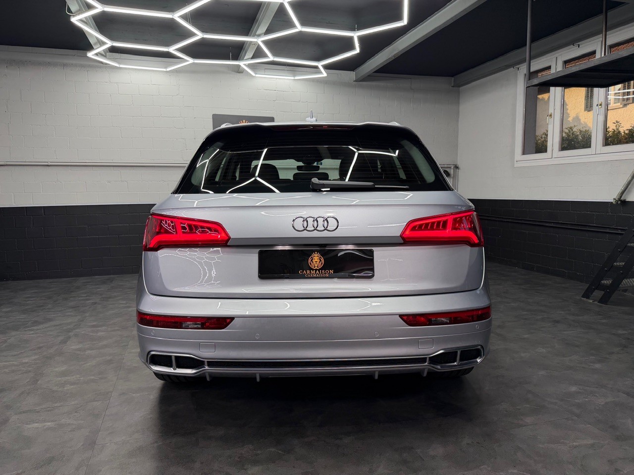 AUDI SQ5 3.0 TFSI quattro | CH-FZ | Anhängerkupplung | Dachträger | Luftfahrwerk-image-6