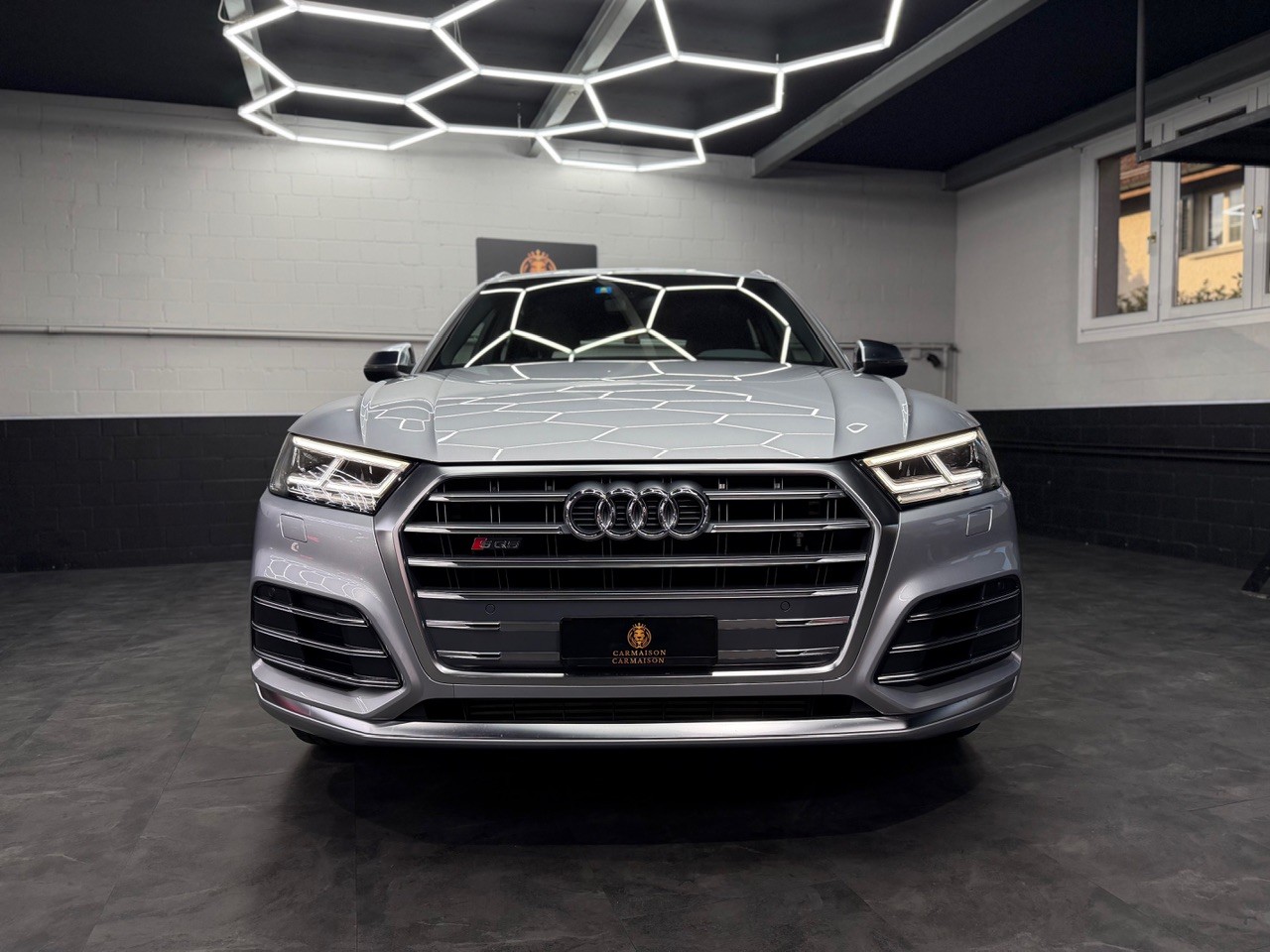 AUDI SQ5 3.0 TFSI quattro | CH-FZ | Anhängerkupplung | Dachträger | Luftfahrwerk-showroom-element-1
