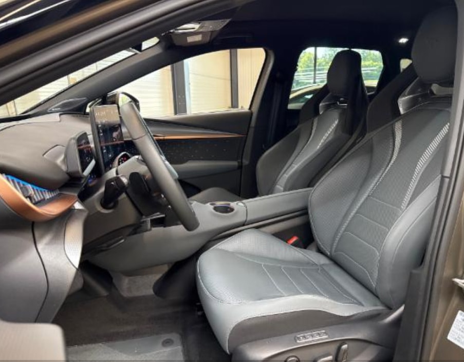 CUPRA Tavascan Type 10 77 kWh Extreme mit Ledersitzen und Anhängerkupplung-image-6