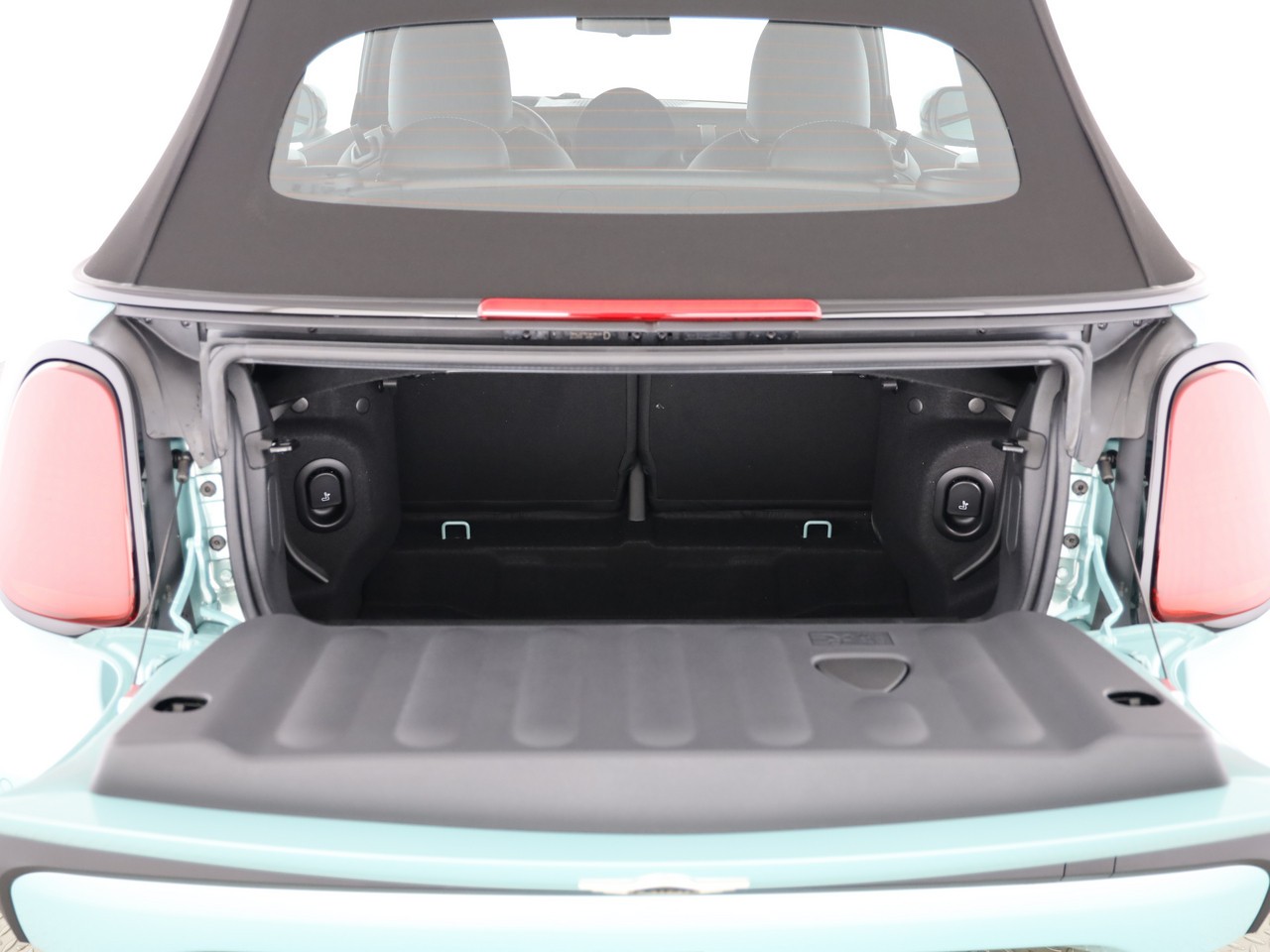 MINI Cooper C Cabriolet DKG-image-7