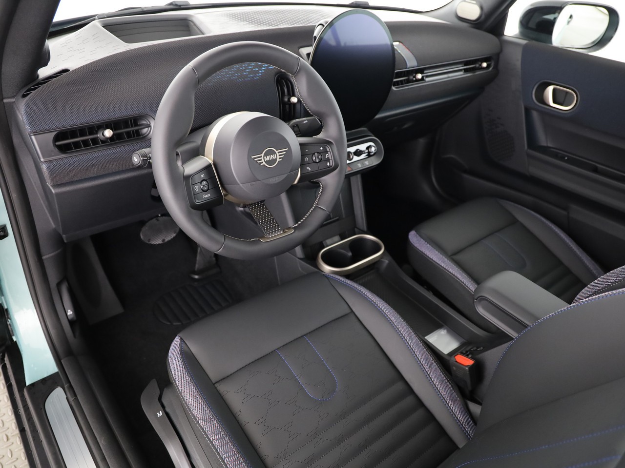 MINI Cooper C Cabriolet DKG-image-10