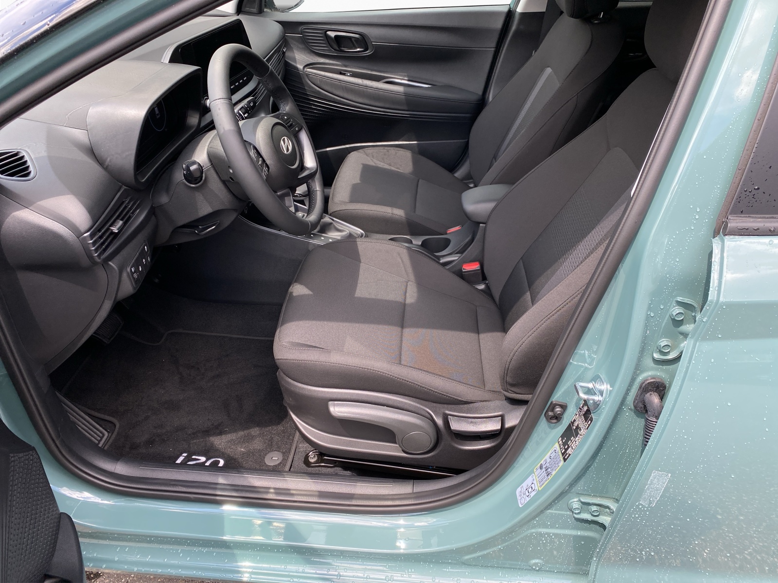HYUNDAI i20 1.0 T-GDi Amplia-image-9