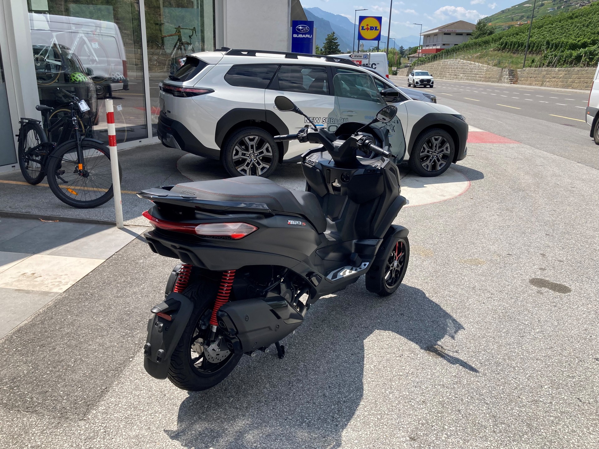 PIAGGIO MP3 400 Sport RST-image-4