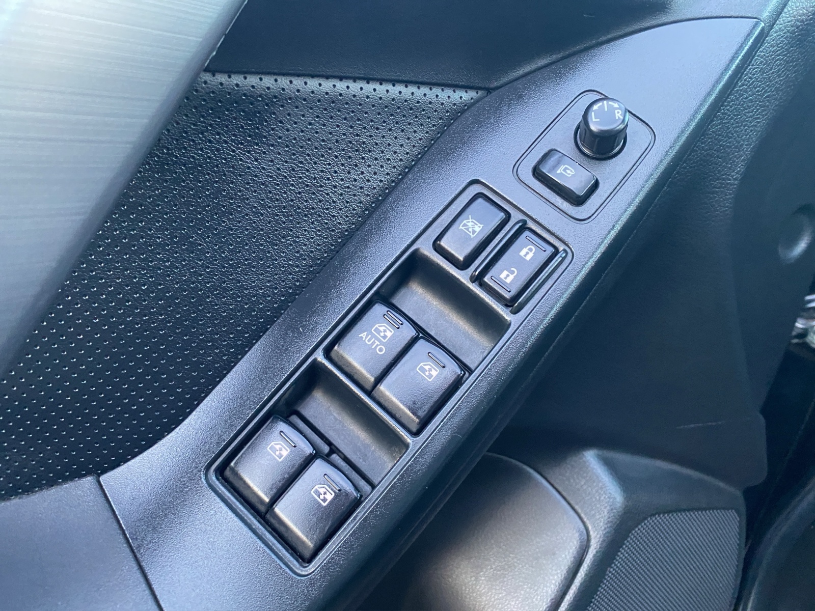 SUBARU Forester 2.0XT Luxury Lineartronic Vollausstattung – 241 PS sch ab 4x4 Allrad – FriMFK & Service –-image-21