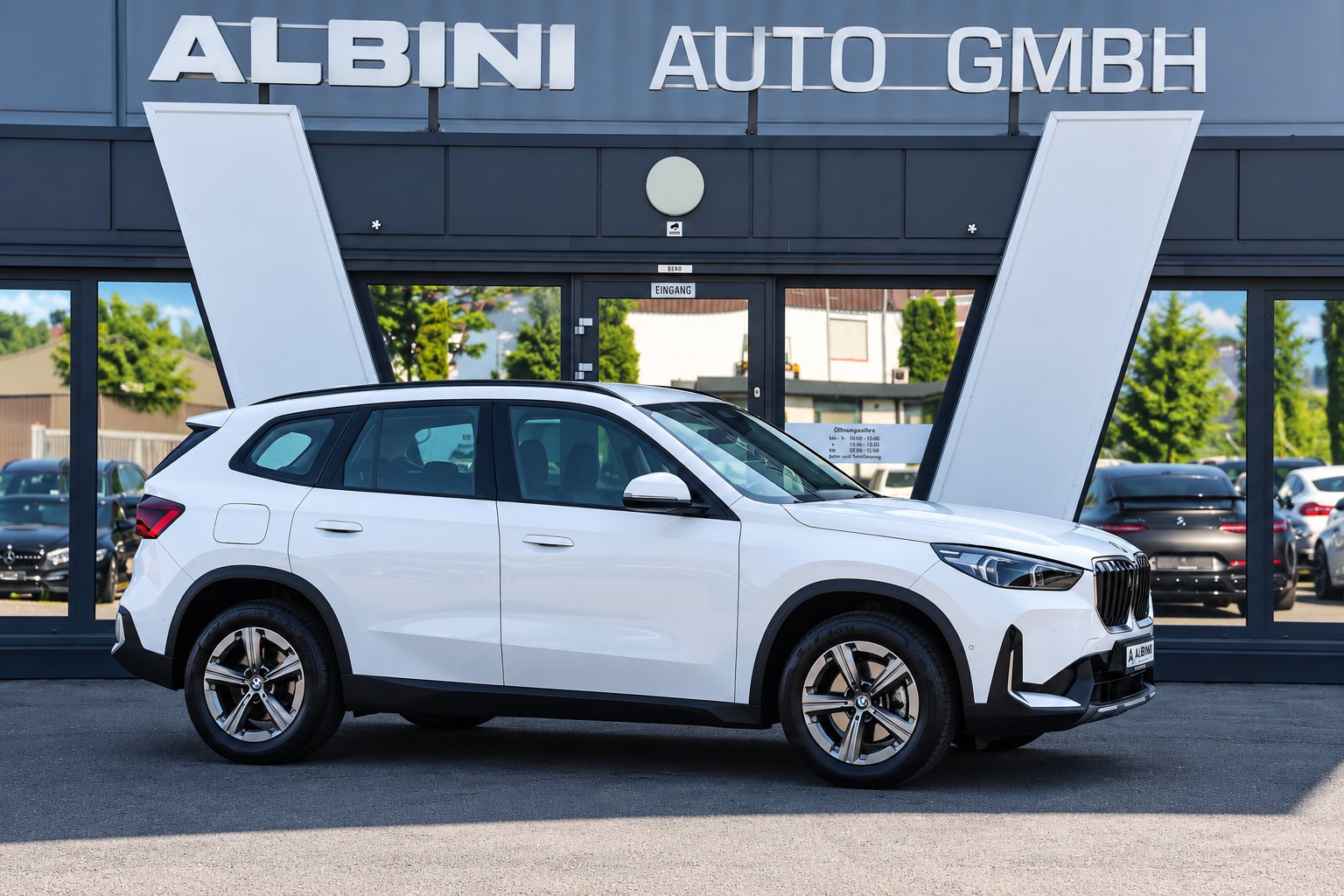 BMW X1 20d xDrive-image-1