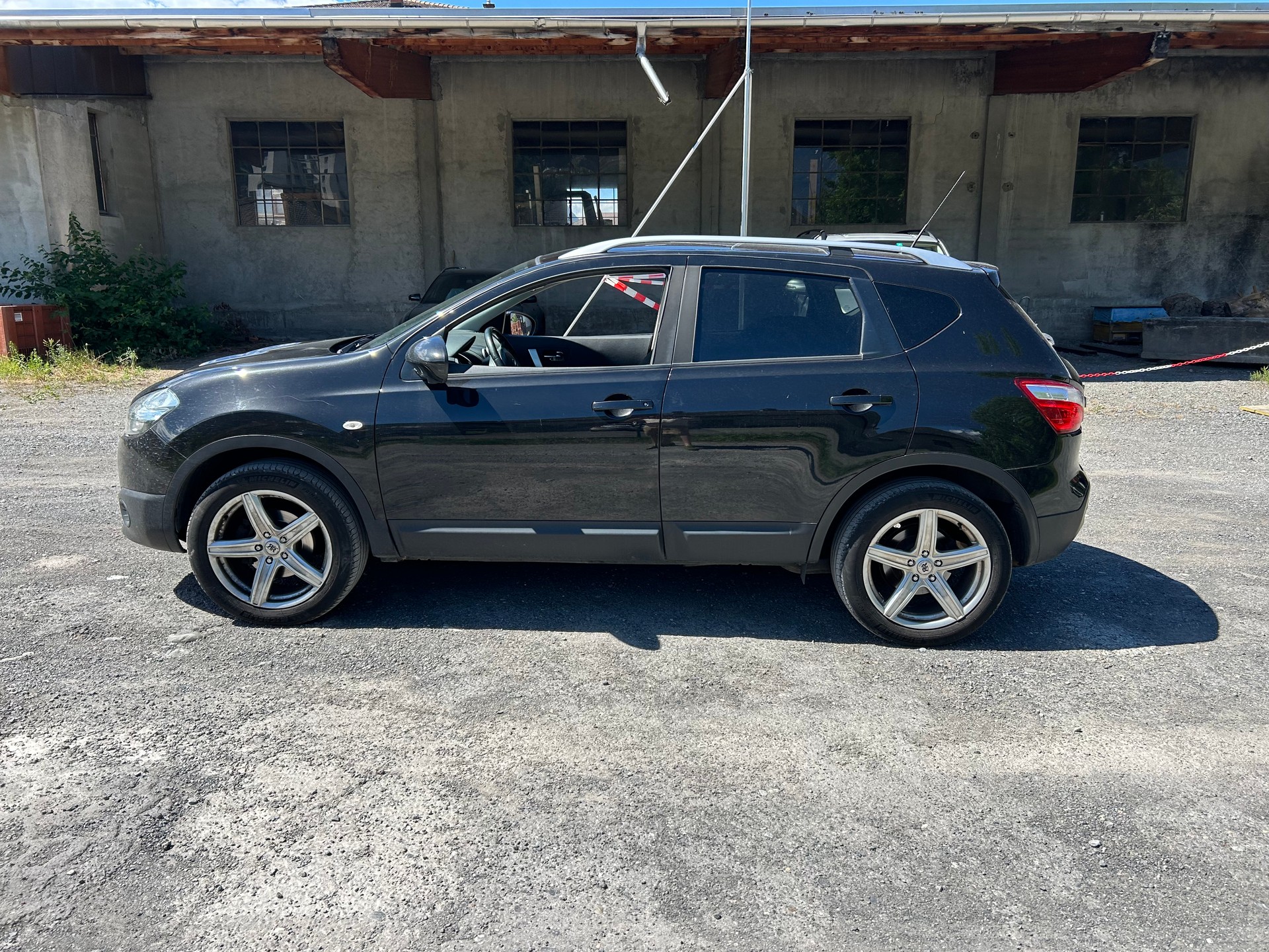 NISSAN Qashqai 2.0 4WD i-Way XTronic CVT-image-1