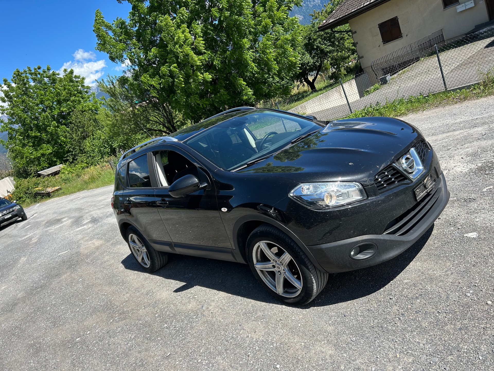 NISSAN Qashqai 2.0 4WD i-Way XTronic CVT-image-2