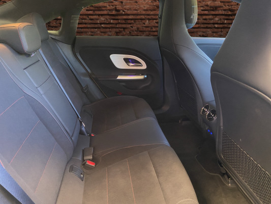 MERCEDES-BENZ CLA 350+ 85 kWh EQ-image-12