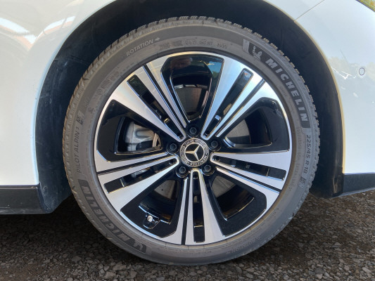 MERCEDES-BENZ CLA 350+ 85 kWh EQ-image-7