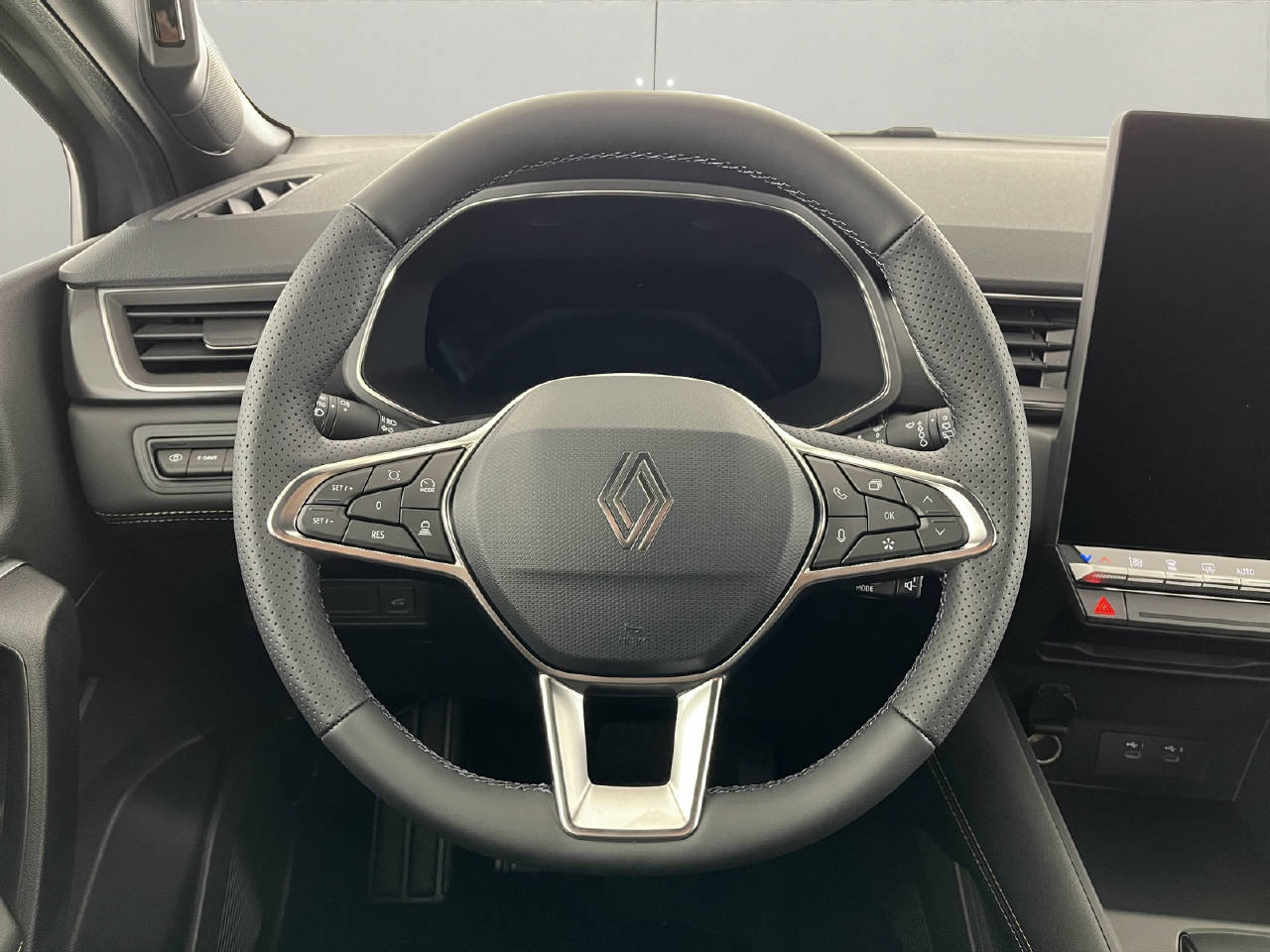 RENAULT Symbioz 1.8 E-Tech iconic-image-9