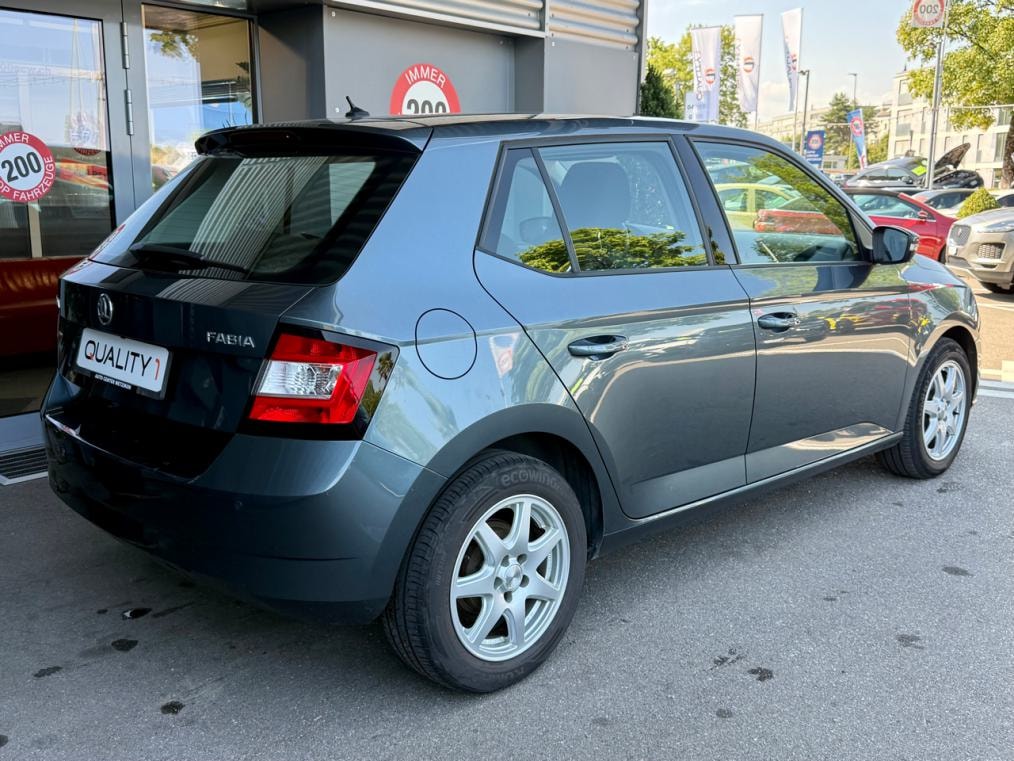 SKODA Fabia 1.0 Active-image-2