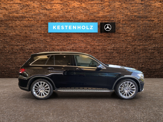 MERCEDES-BENZ GLC 200 AMG Line 4Matic-showroom-element-2