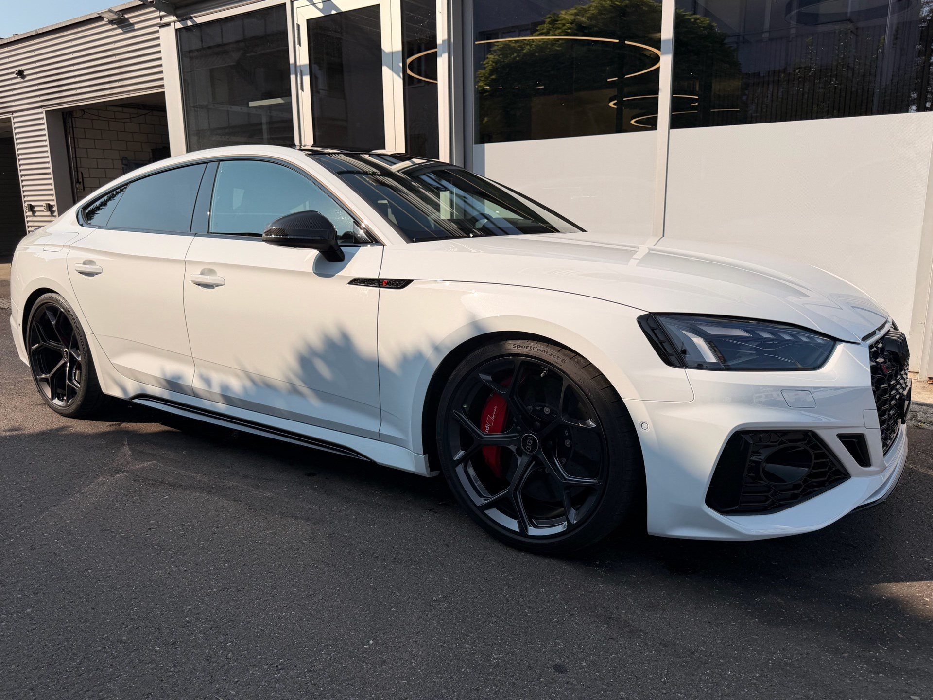 AUDI RS5 SPORTBACK 2.9 TFSI QUATTRO *** KERAMIKBREMSEN & 4 JAHRE AUDI WERKSGARANTIE ***-image-2