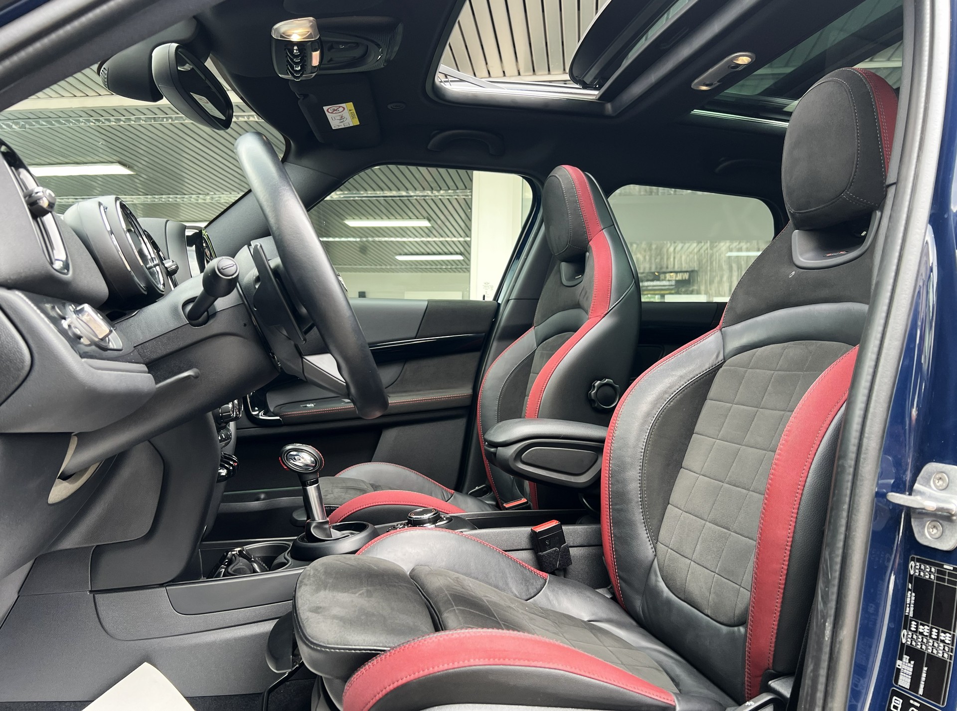 MINI Countryman John Cooper Works ALL4 Steptronic-image-5