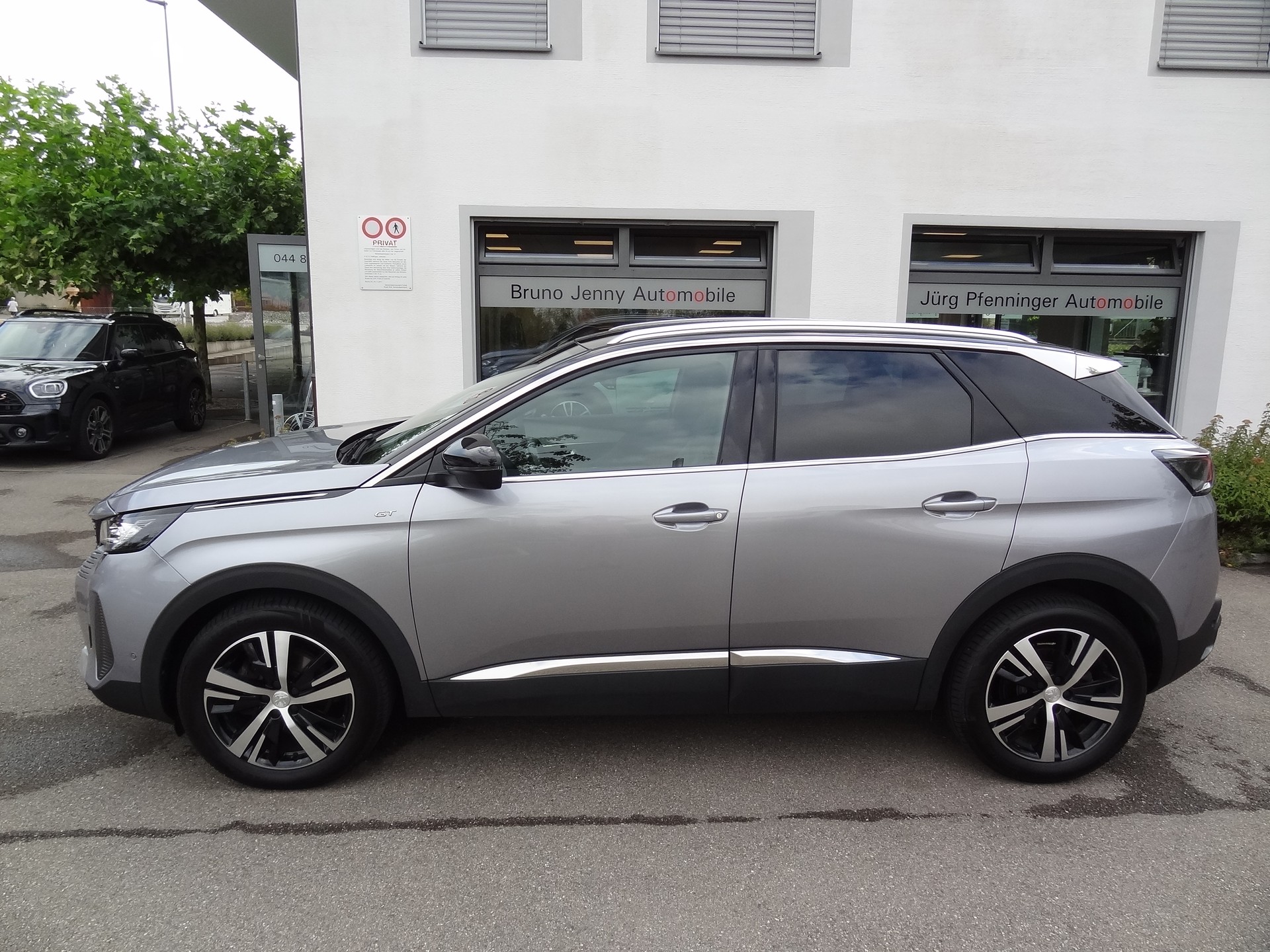 PEUGEOT 3008 1.5 BlueHDi GT EAT8-image-2