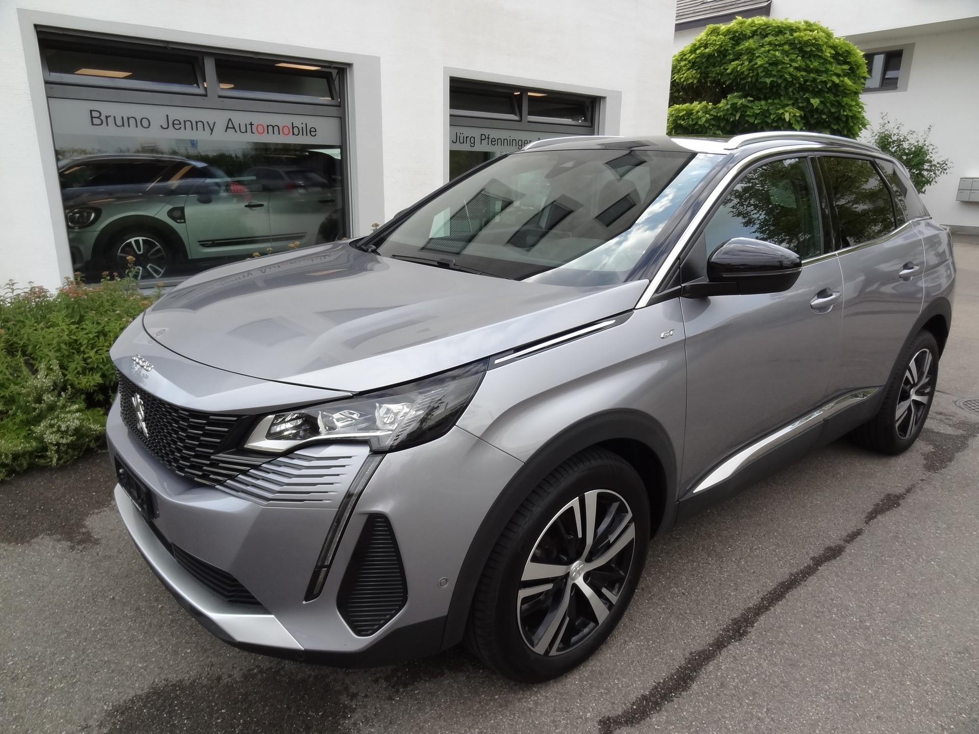 PEUGEOT 3008 1.5 BlueHDi GT EAT8-image-0
