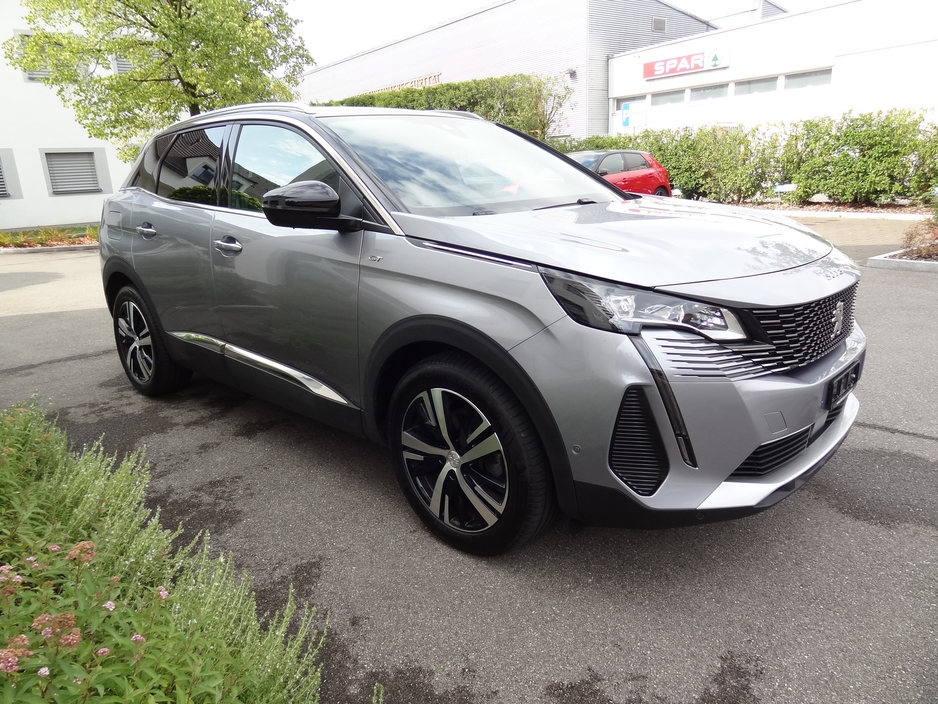PEUGEOT 3008 1.5 BlueHDi GT EAT8-image-5