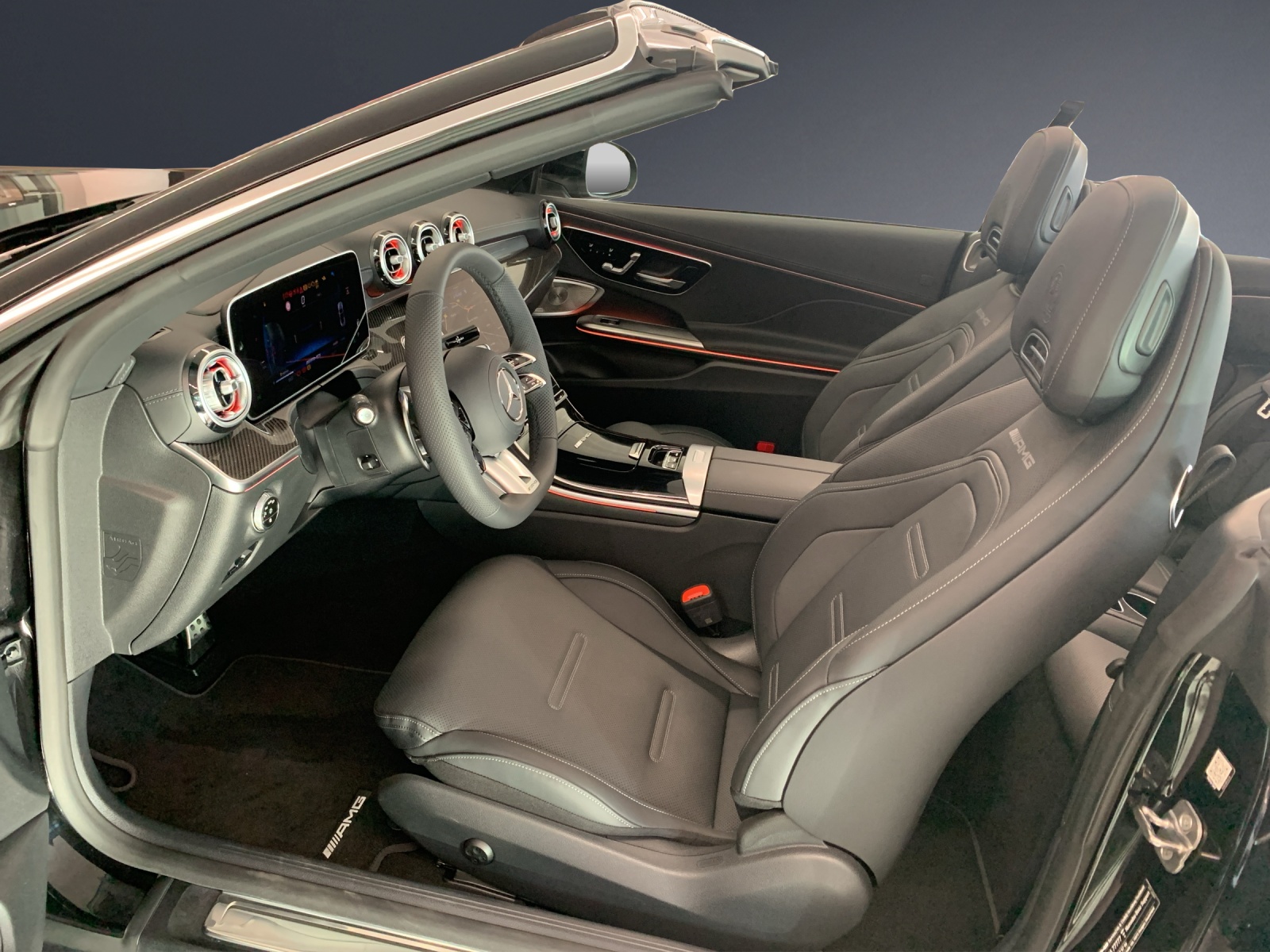MERCEDES-BENZ CLE AMG 53 Cabriolet 4MATIC+-image-6