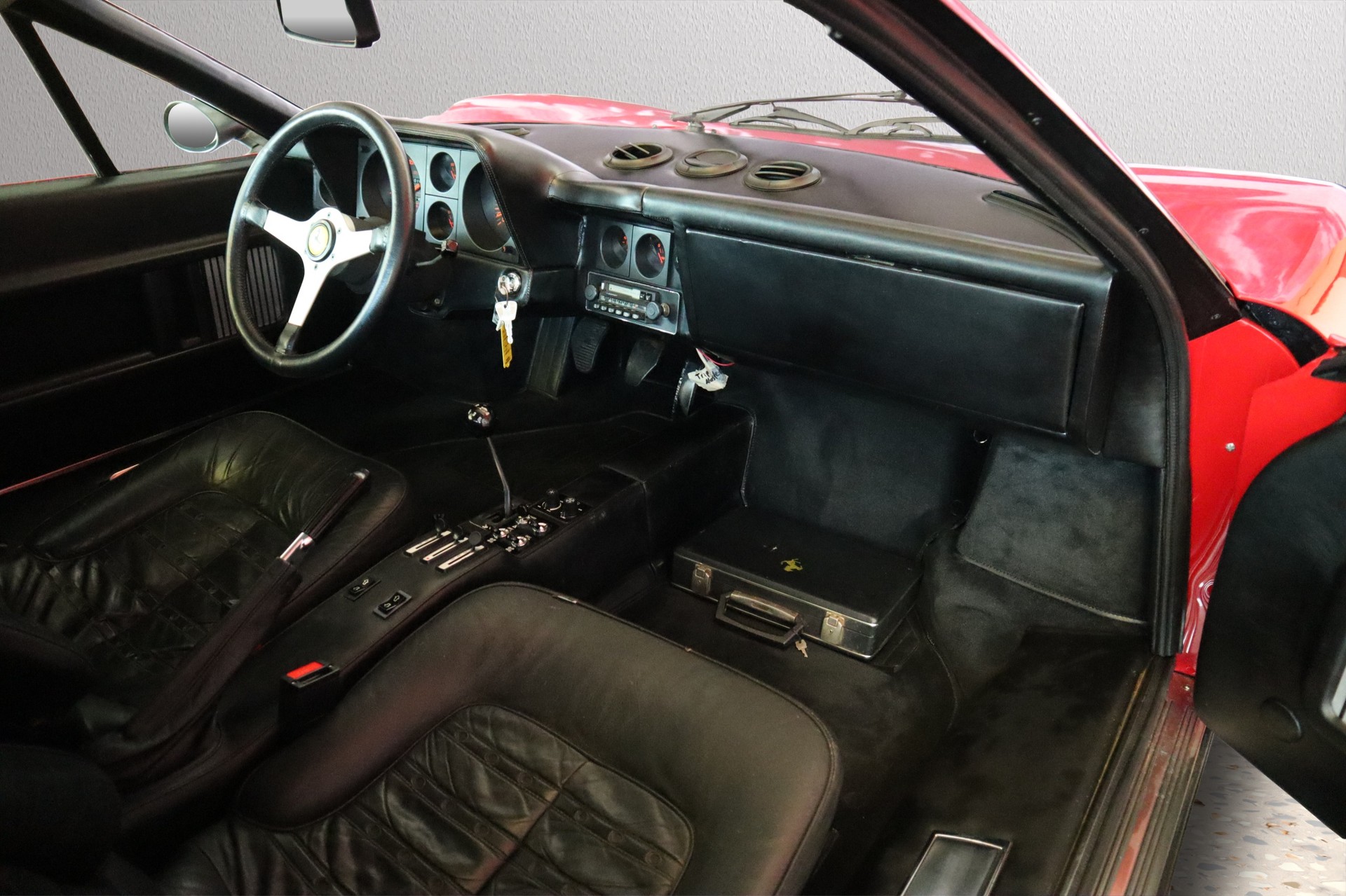 FERRARI 365 GT4 BB-image-18