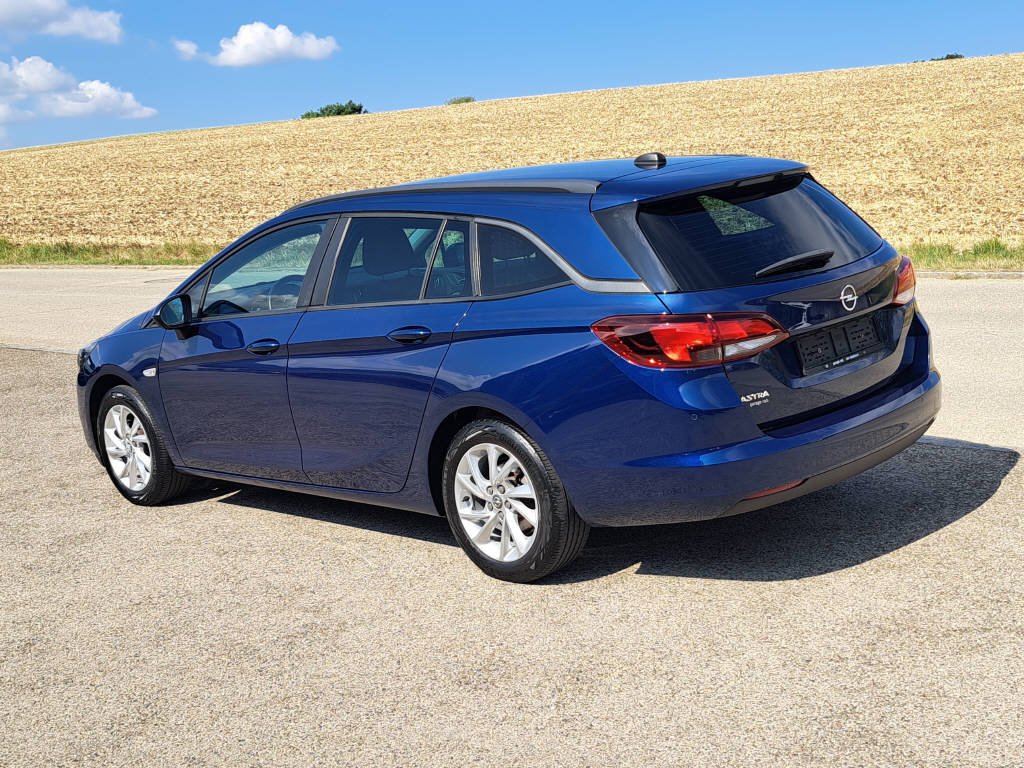 OPEL Astra Sports Tourer 1.2 T 130 Edition S/S-image-2