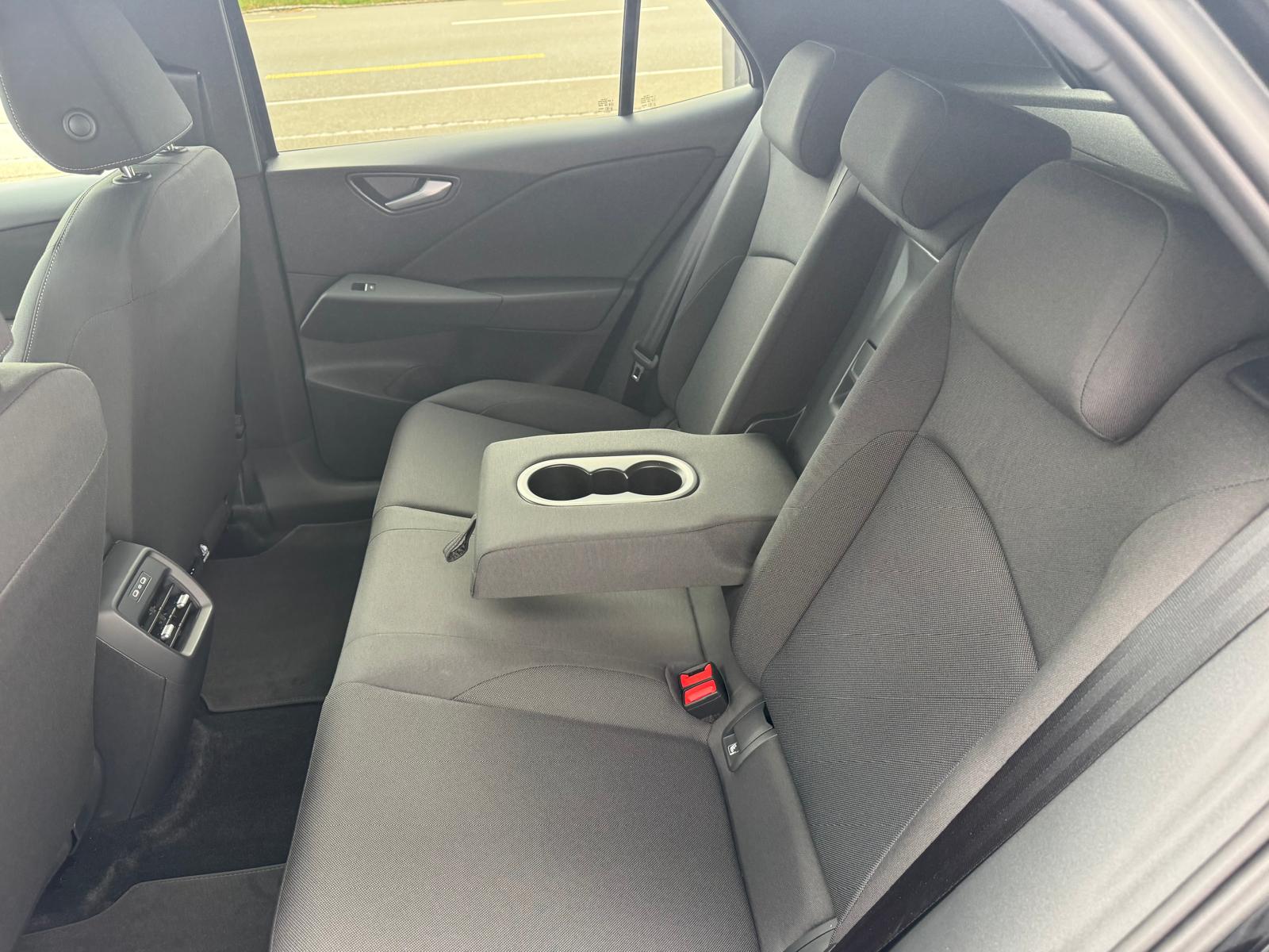 VW ID.3 Neo 50 kWh 170PS Life-image-6