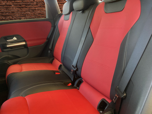 MERCEDES-BENZ B 200 Night Star-image-12