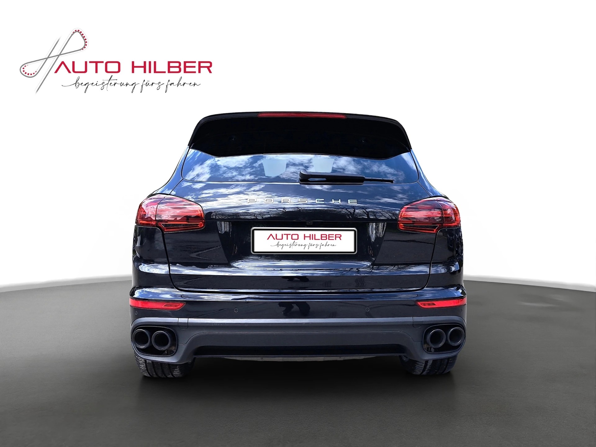 PORSCHE Cayenne S-image-4
