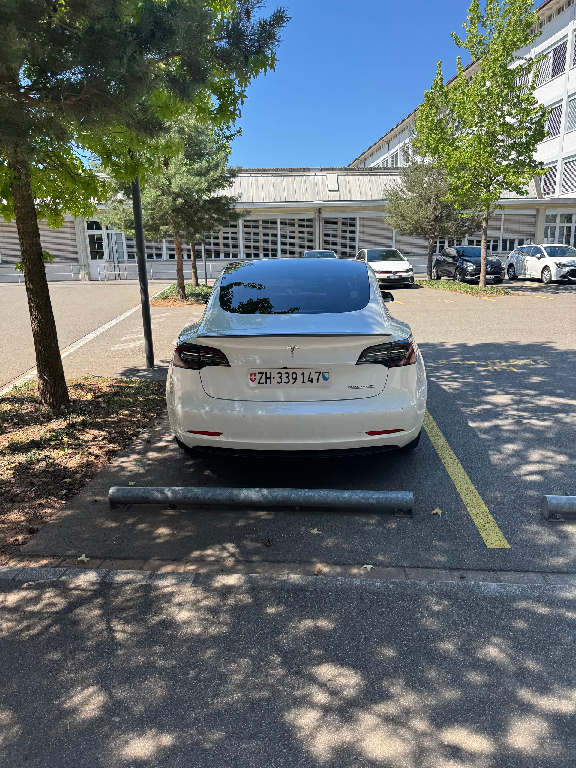 TESLA TESLA Model 3 Performance Dual Motor AWD-image-5