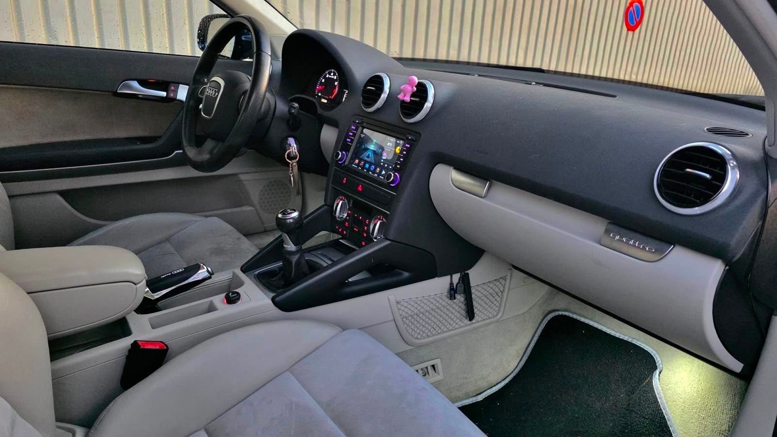 AUDI A3 1.8 TFSI Ambiente quattro-image-11