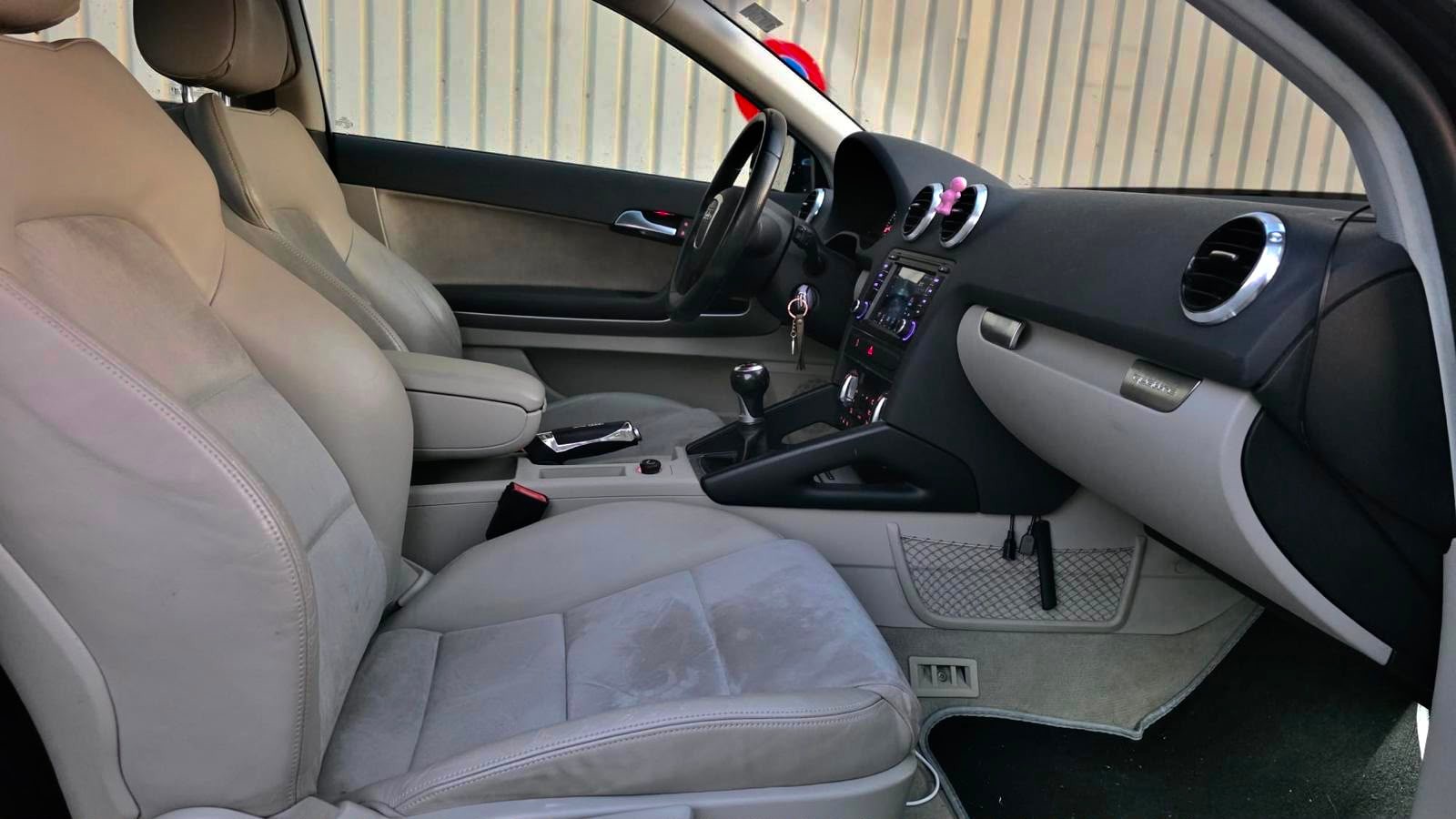 AUDI A3 1.8 TFSI Ambiente quattro-image-9